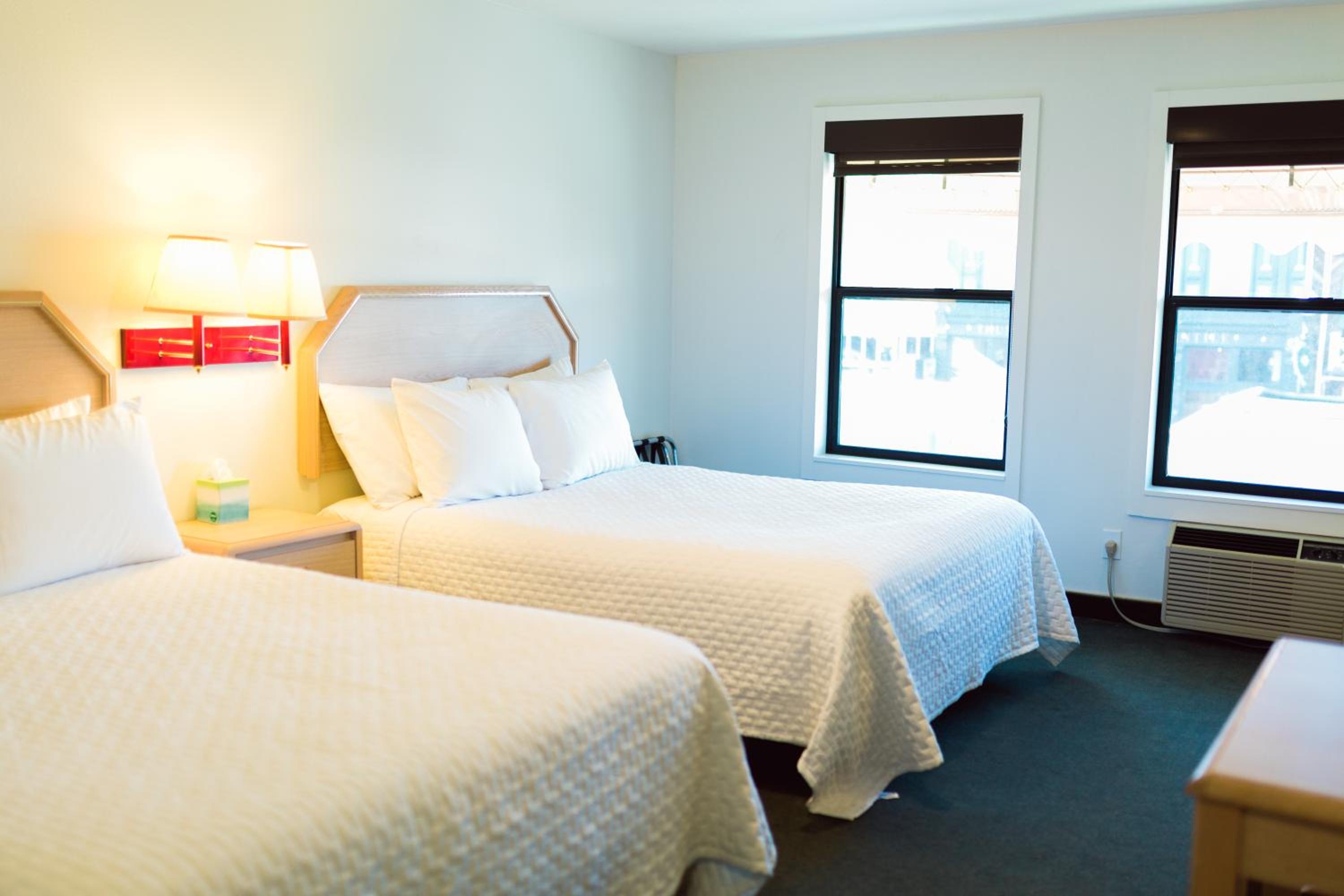 Standard Queen Room - Photo 1