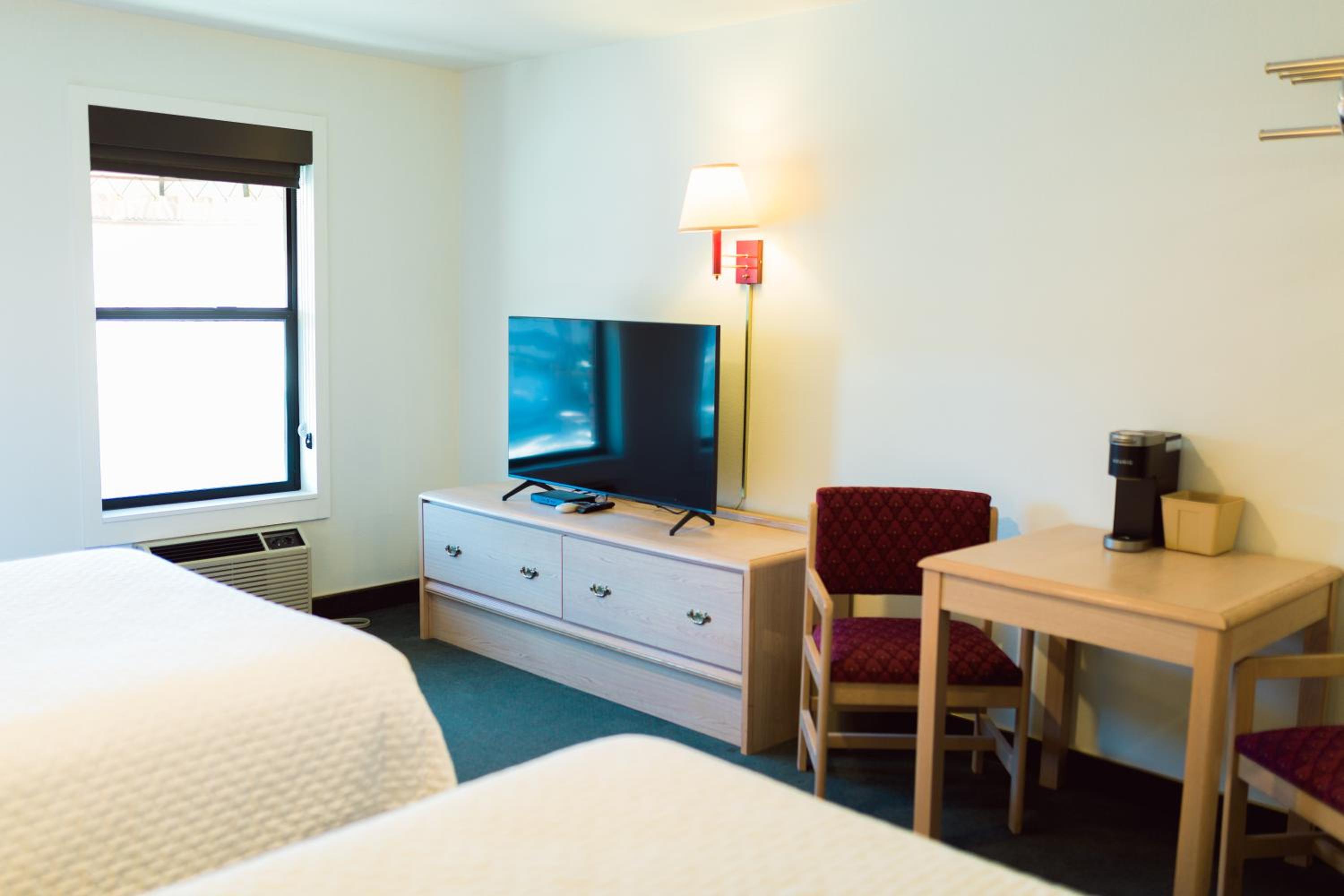 Standard Queen Room - Photo 2