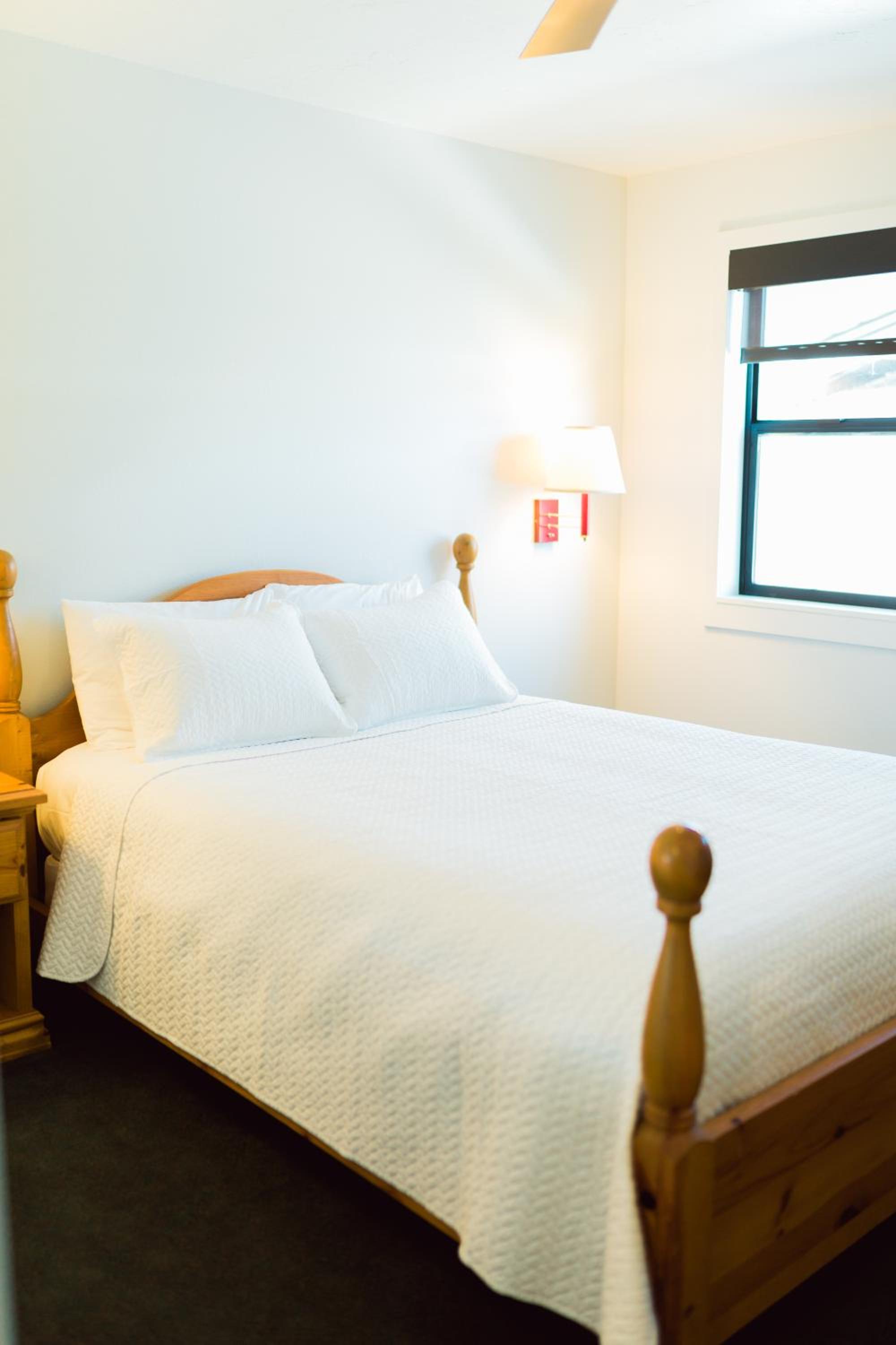 Queen Room - Photo 1