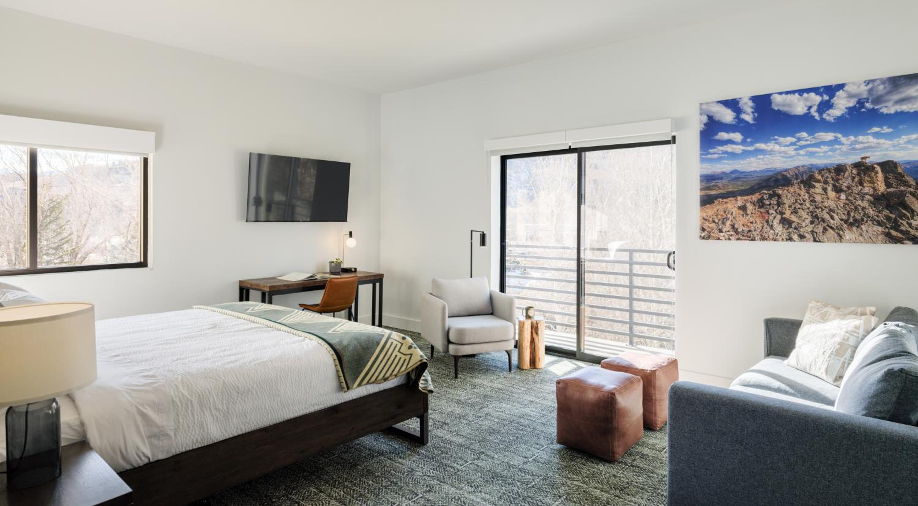 King Room with Sofa Bed, Balcony  with Private Bathroom - Photo 1