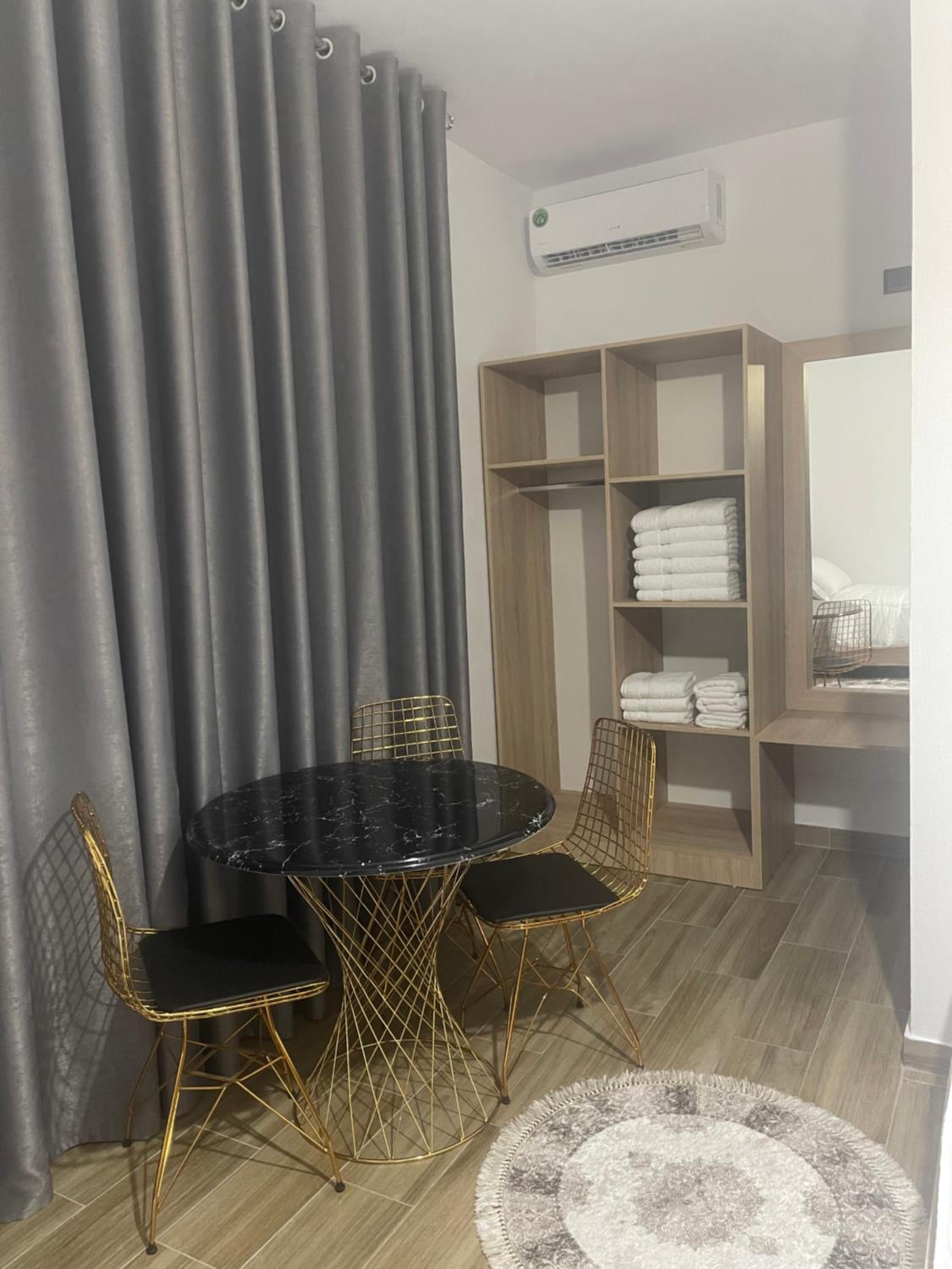Double or Twin Room photo 3