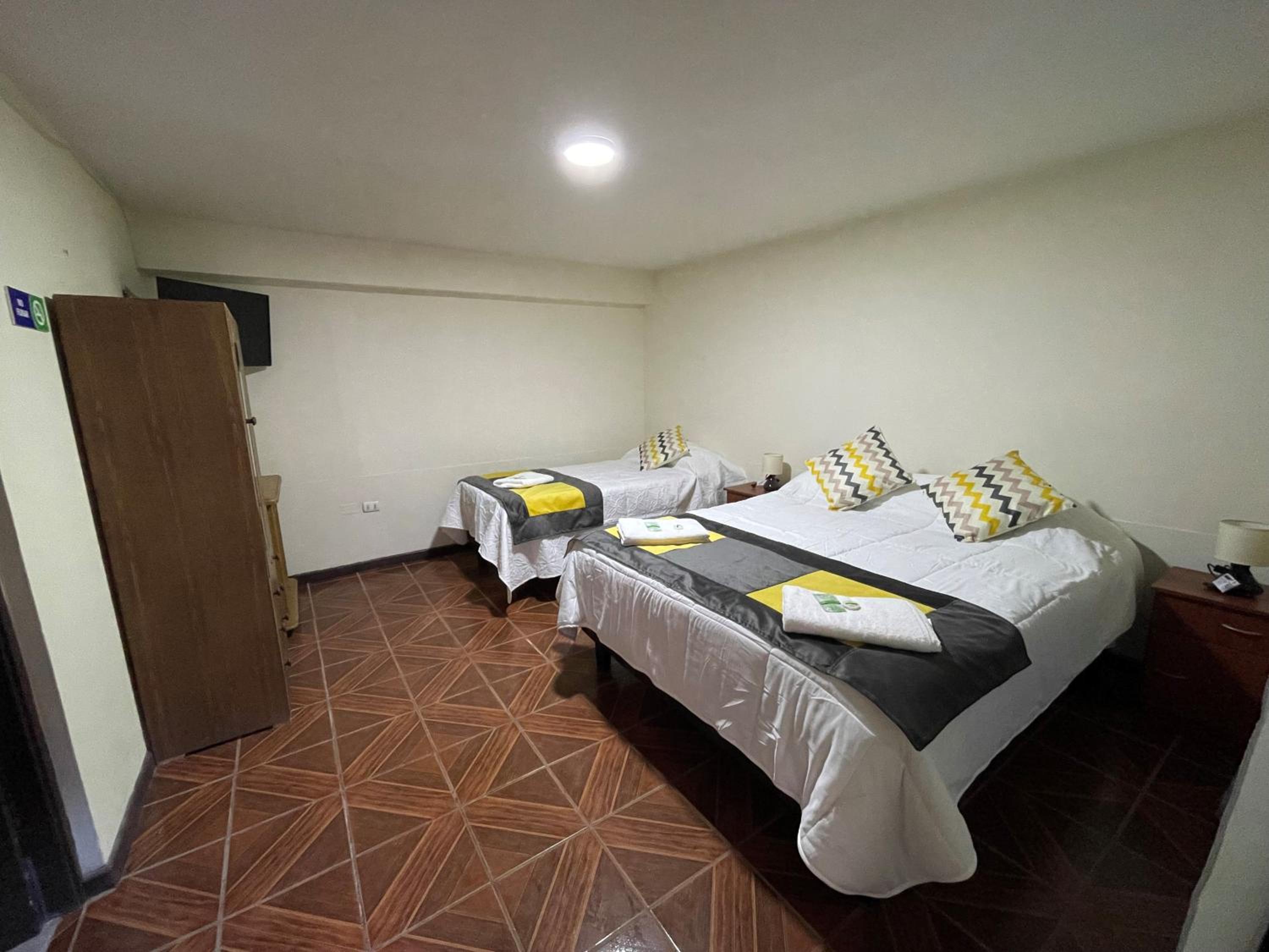 Family Room with Private Bathroom photo 1