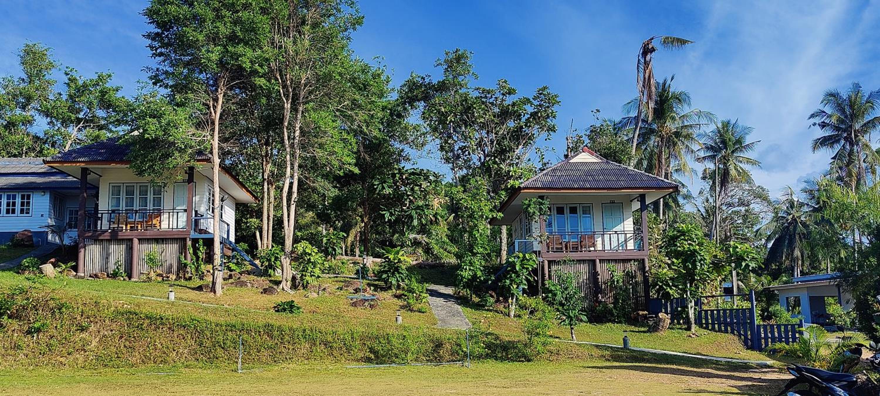 Bungalow with Garden View photo 2