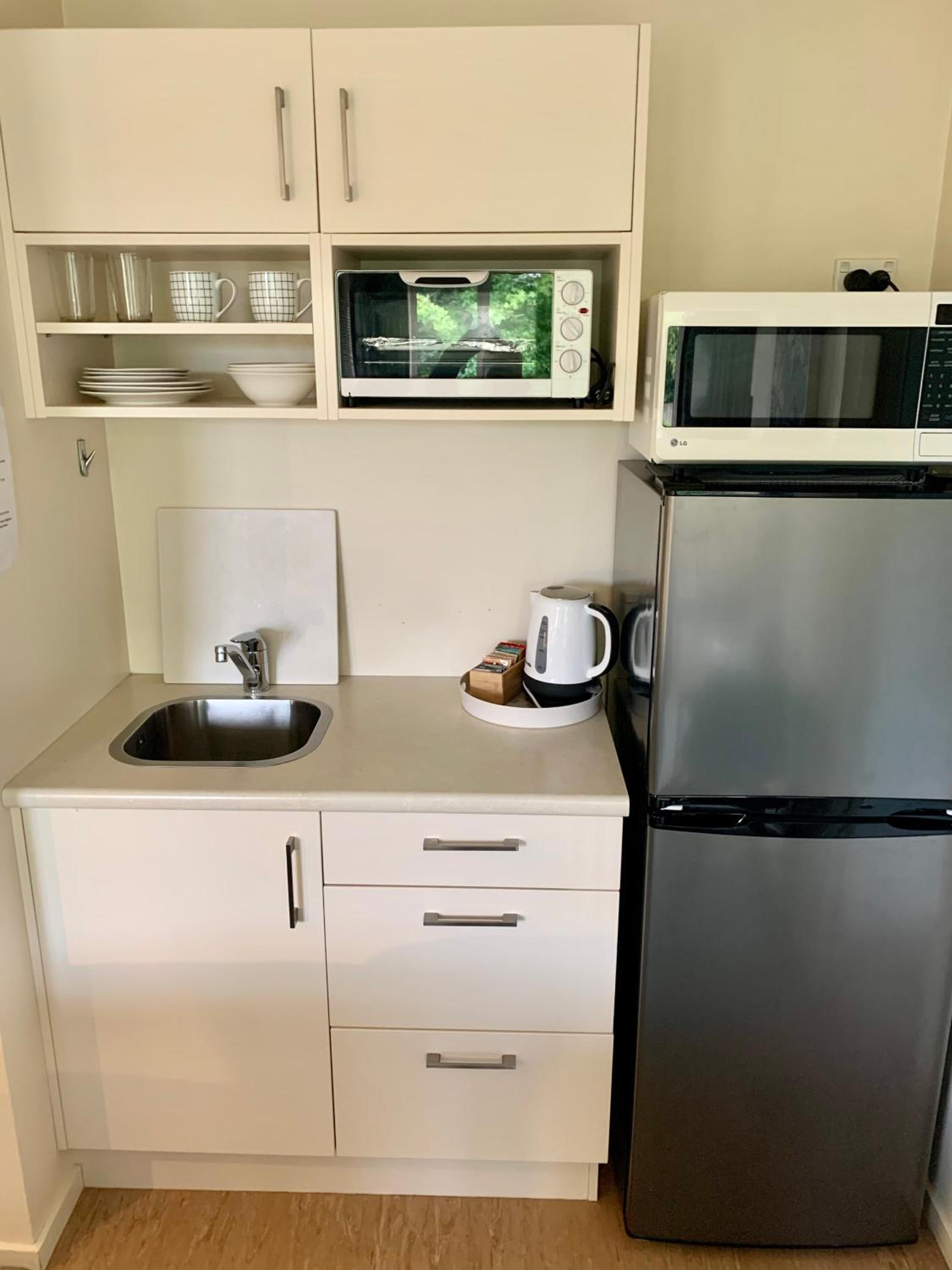Deluxe Studio Apartment with Balcony photo 2