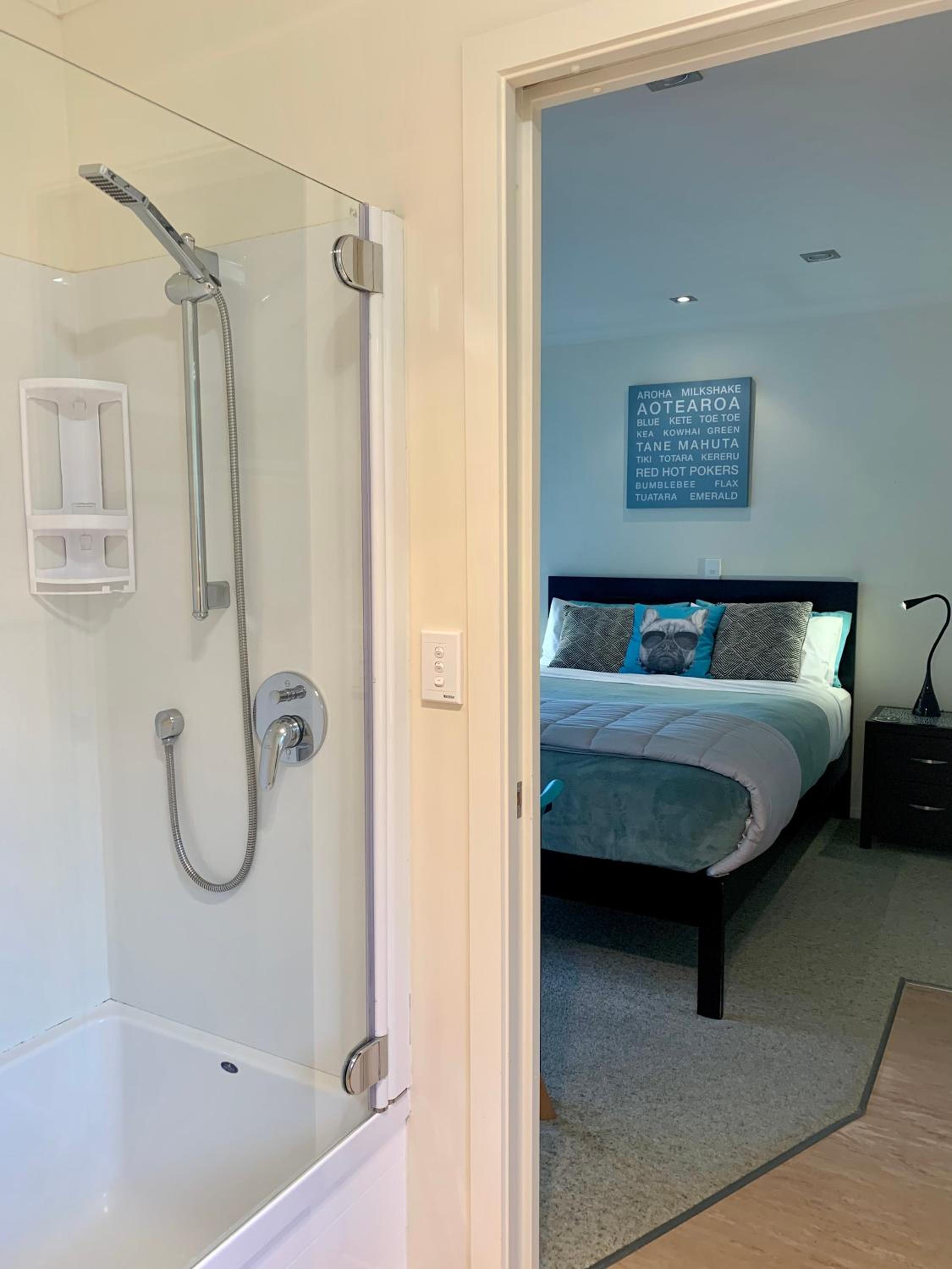 Deluxe Studio Apartment with Balcony photo 3