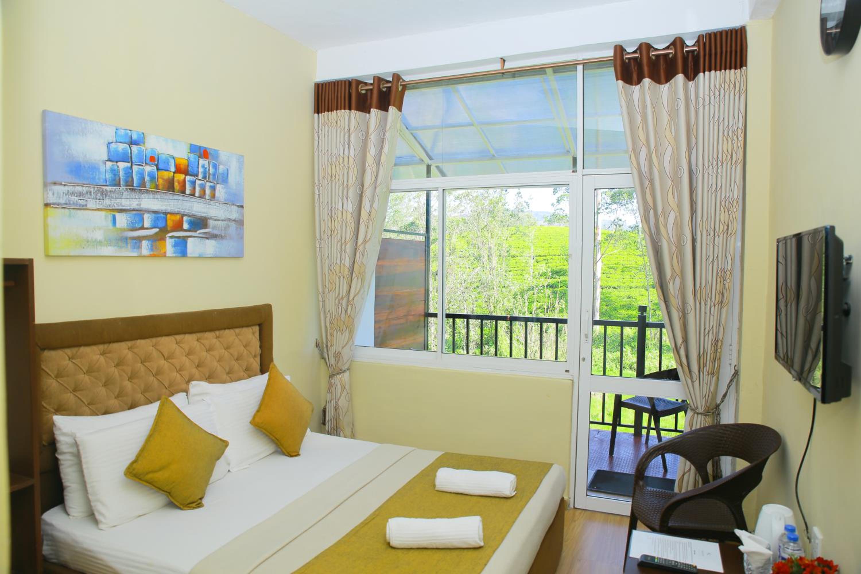 Deluxe Double Room With Balcony