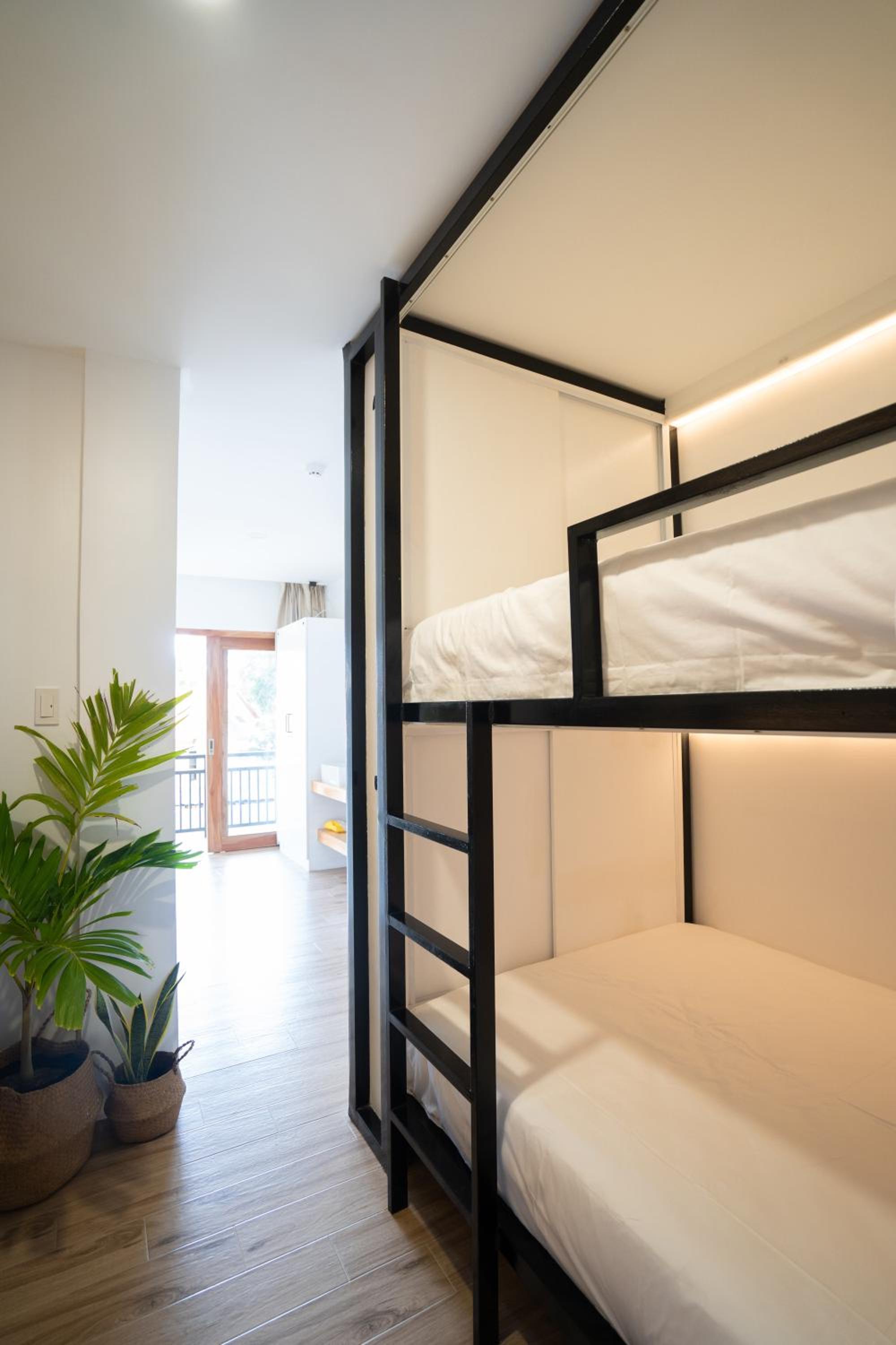 Bed in 4-Bed Female Dormitory Room photo 2