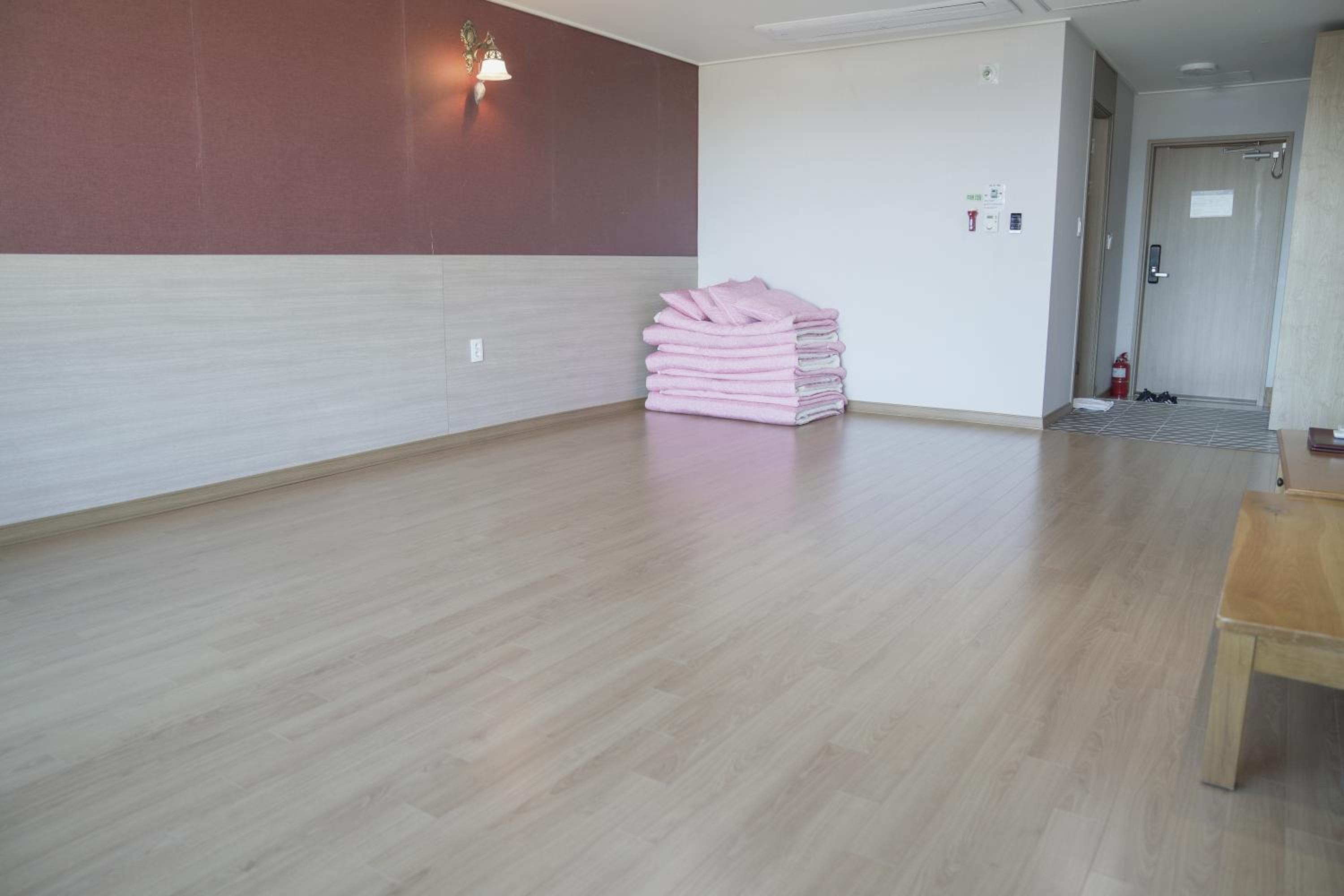 Standard Double Room - Photo 2