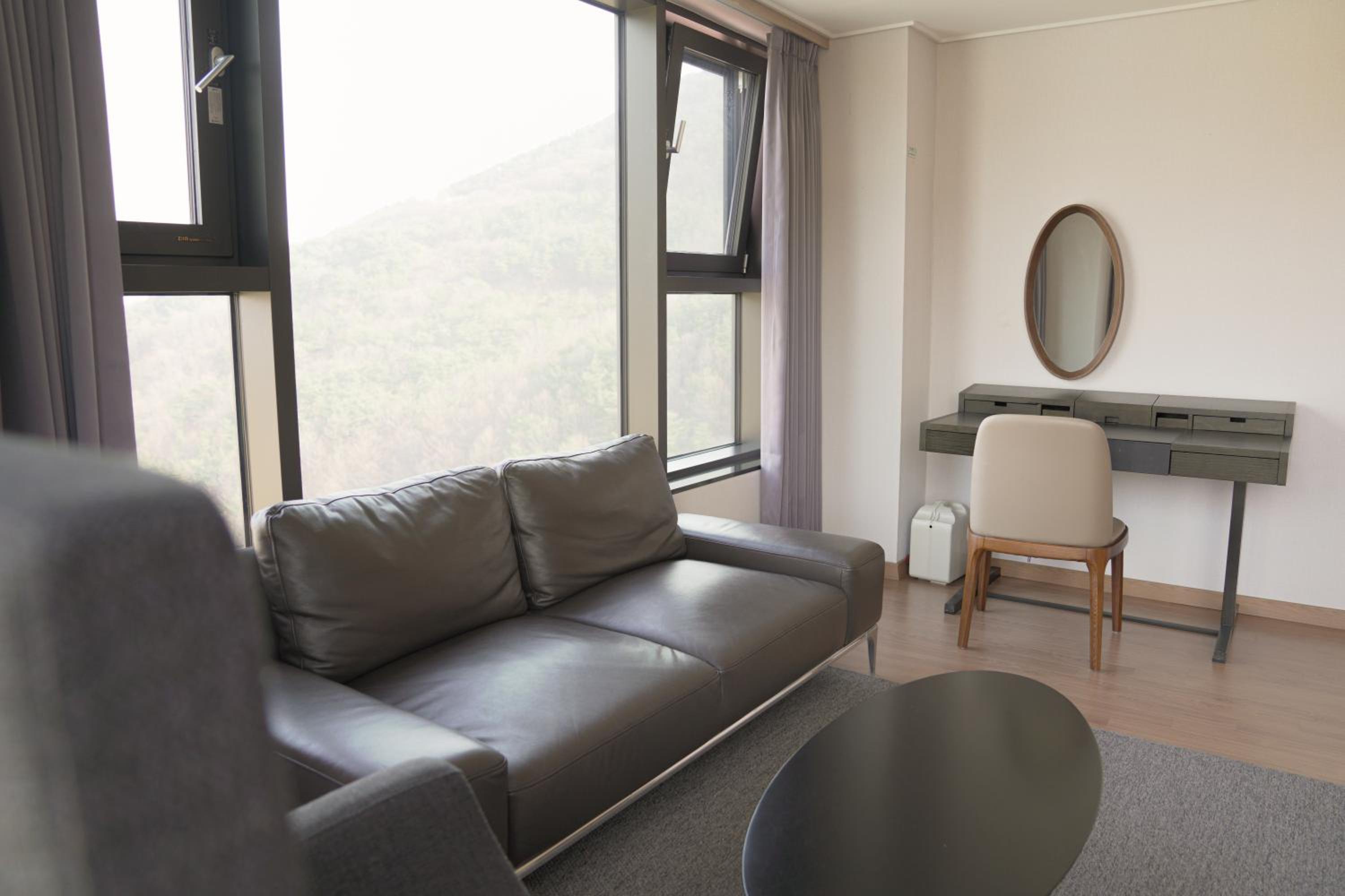 Deluxe Twin Room - Photo 4