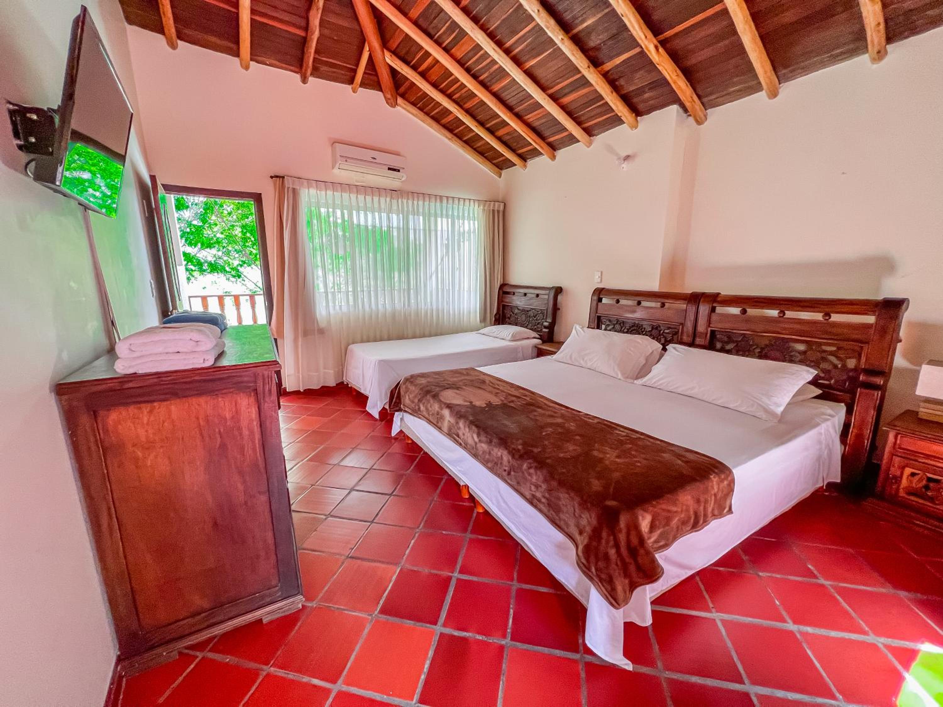Triple Room with Balcony photo 1