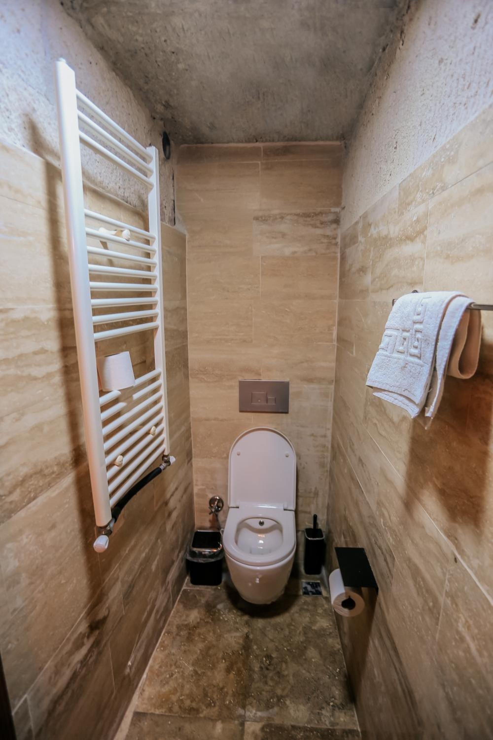 Superior Quadruple Room - Photo 12