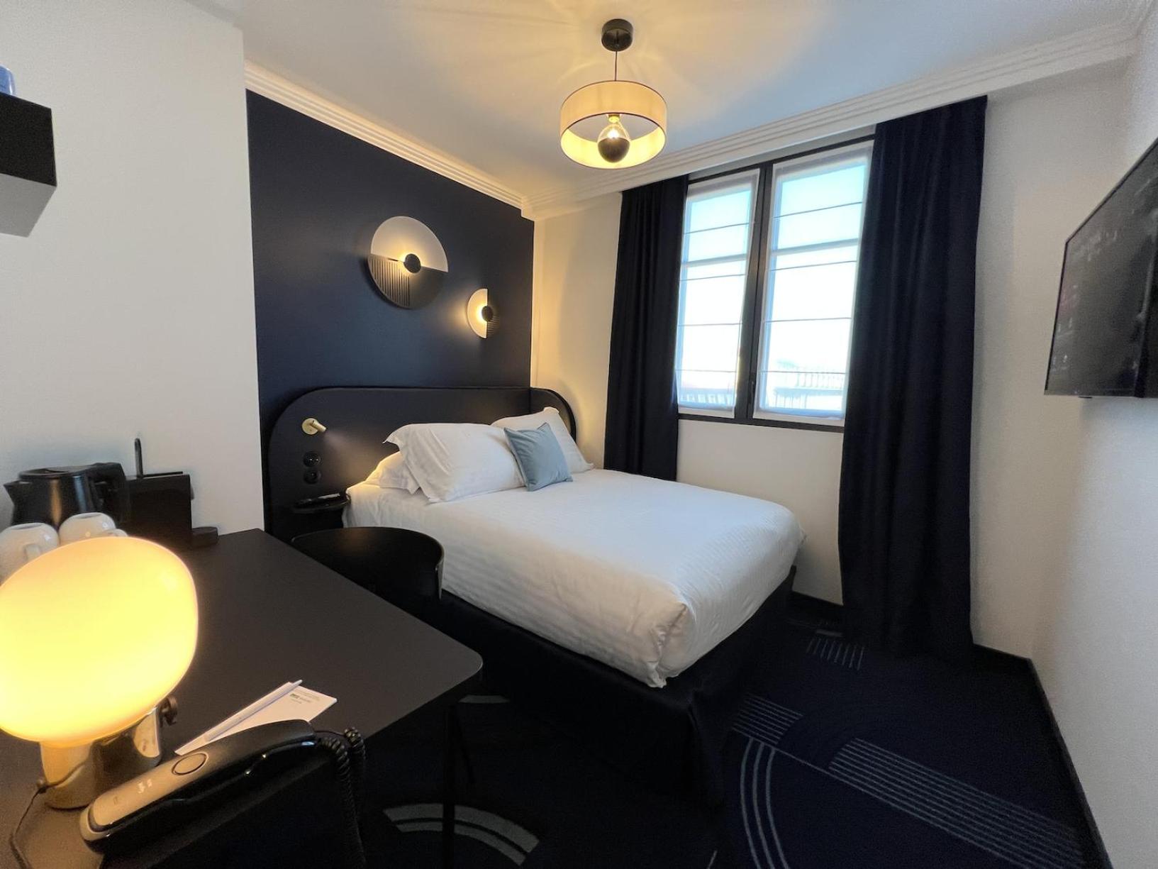 Standard Double Room - Small Room photo 3