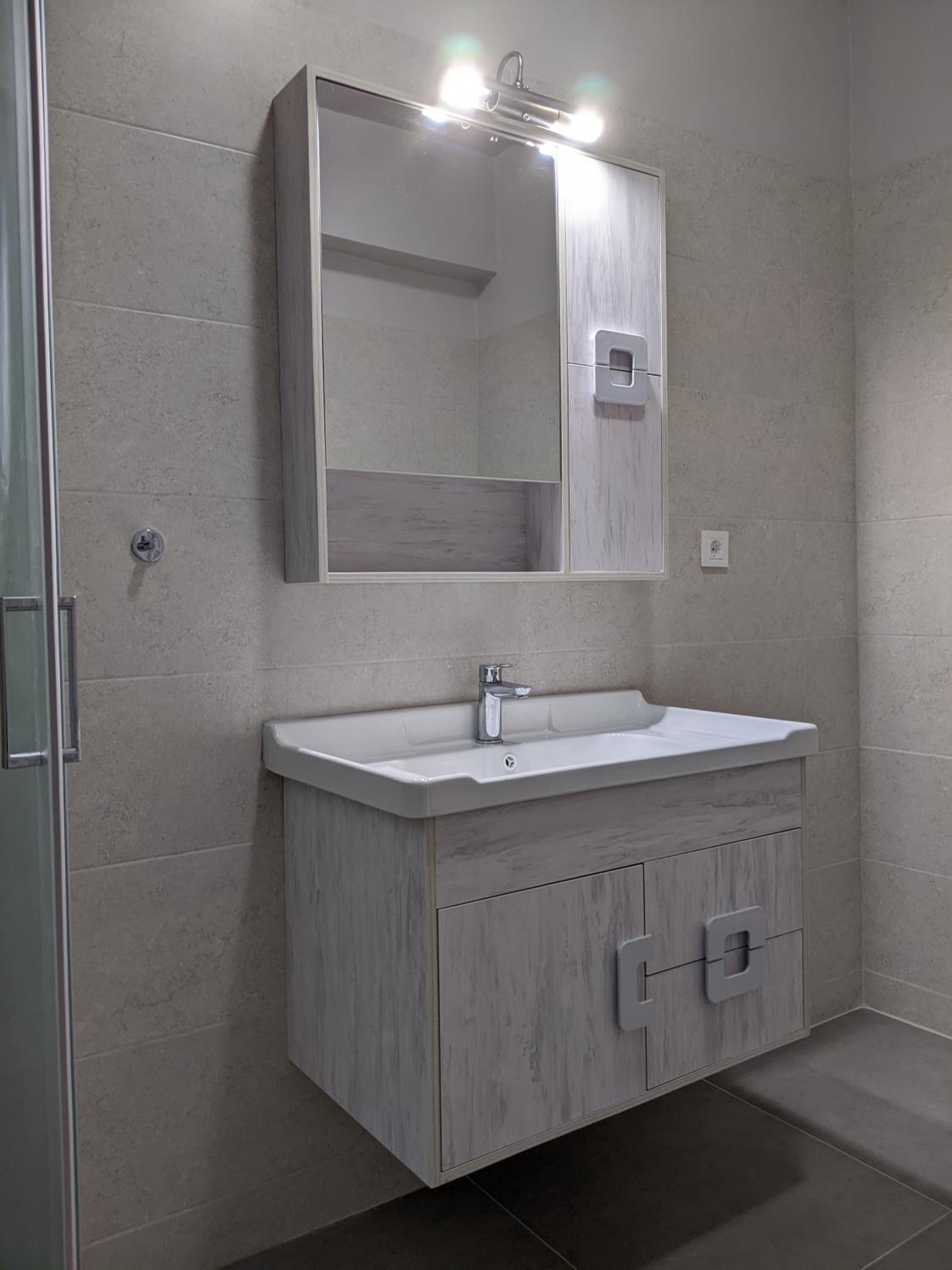 Three-Bedroom Apartment with View - Photo 30