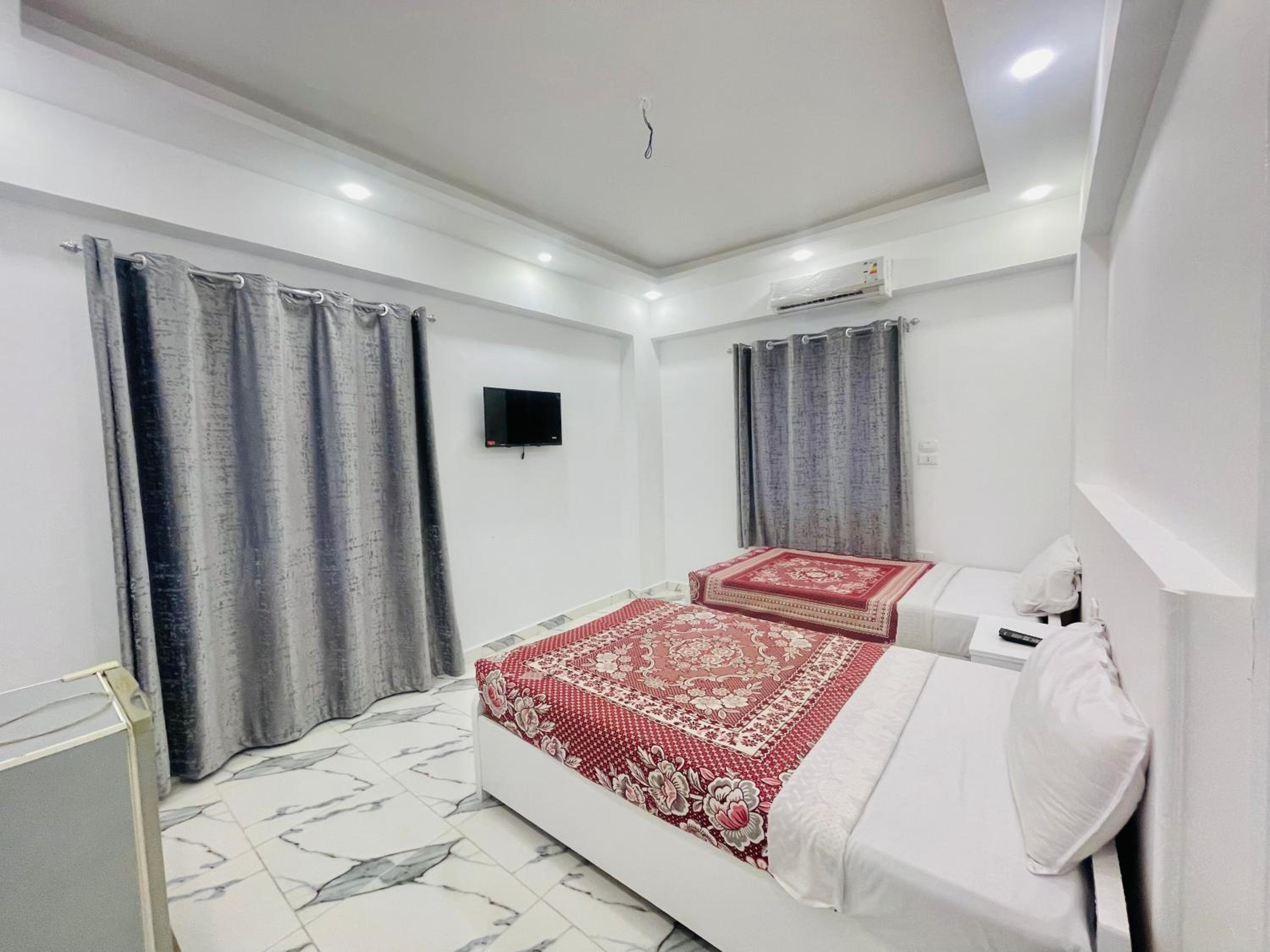 Standard Triple Room, Partial River View