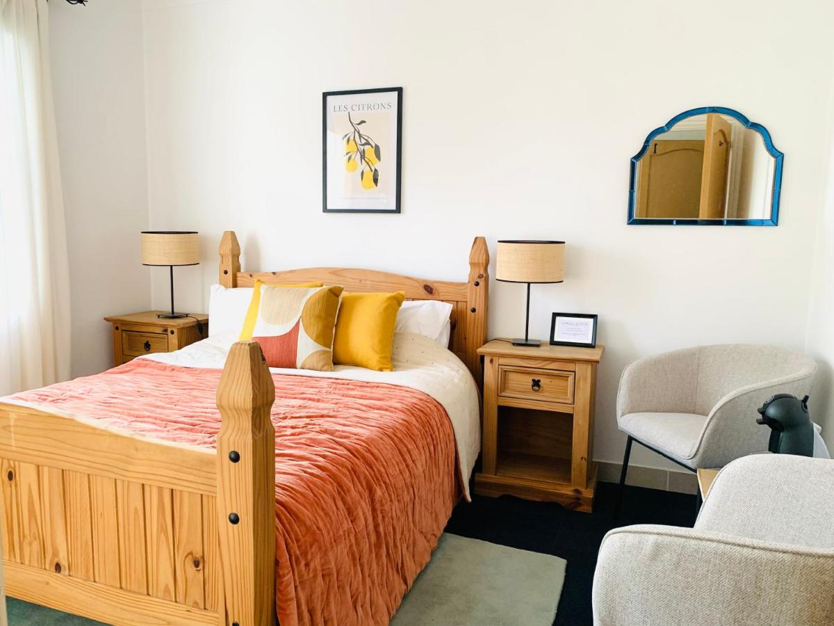 Triple Room with Private Bathroom photo 2