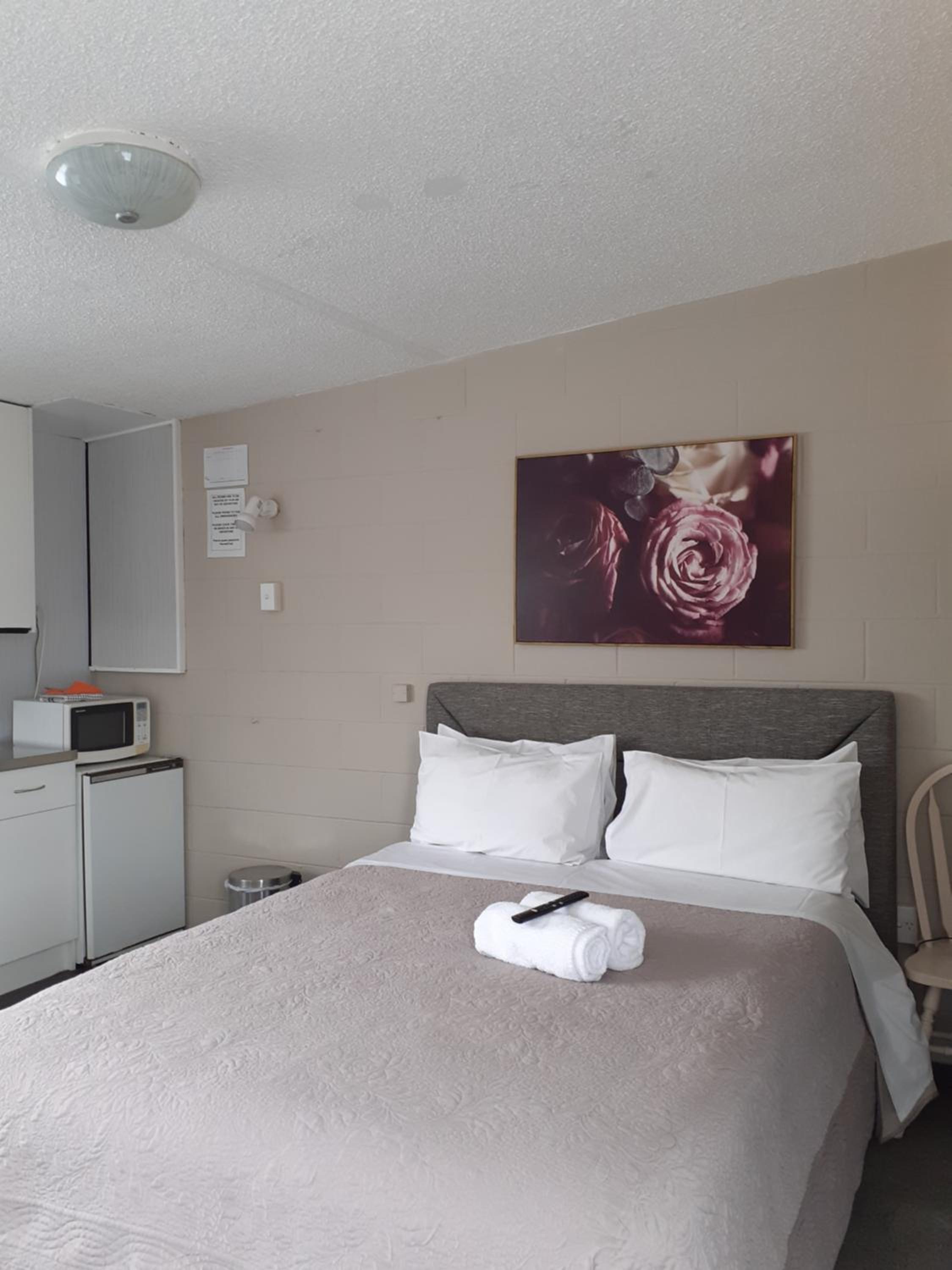 Budget Double Room photo 1