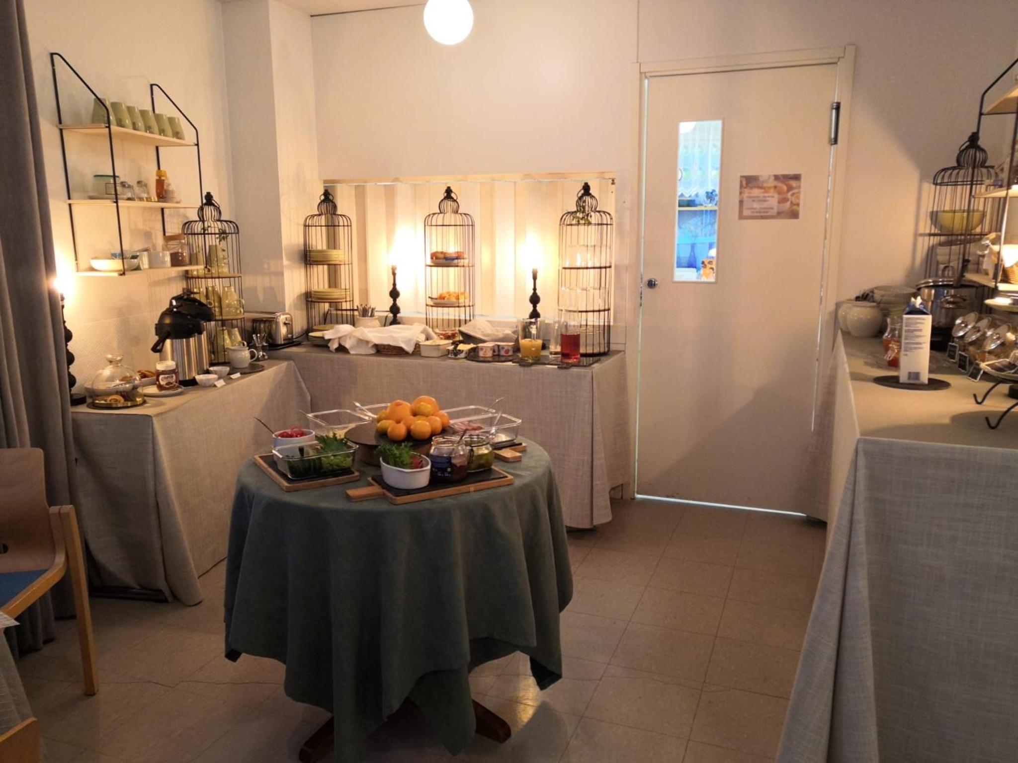 Standard Triple Room - Photo 6