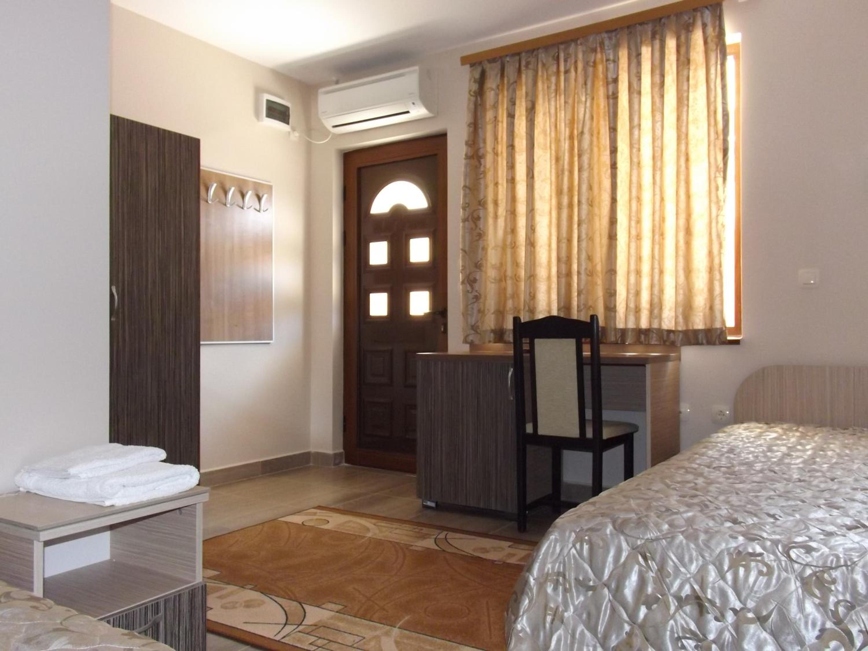 Comfort Double Room - Photo 10