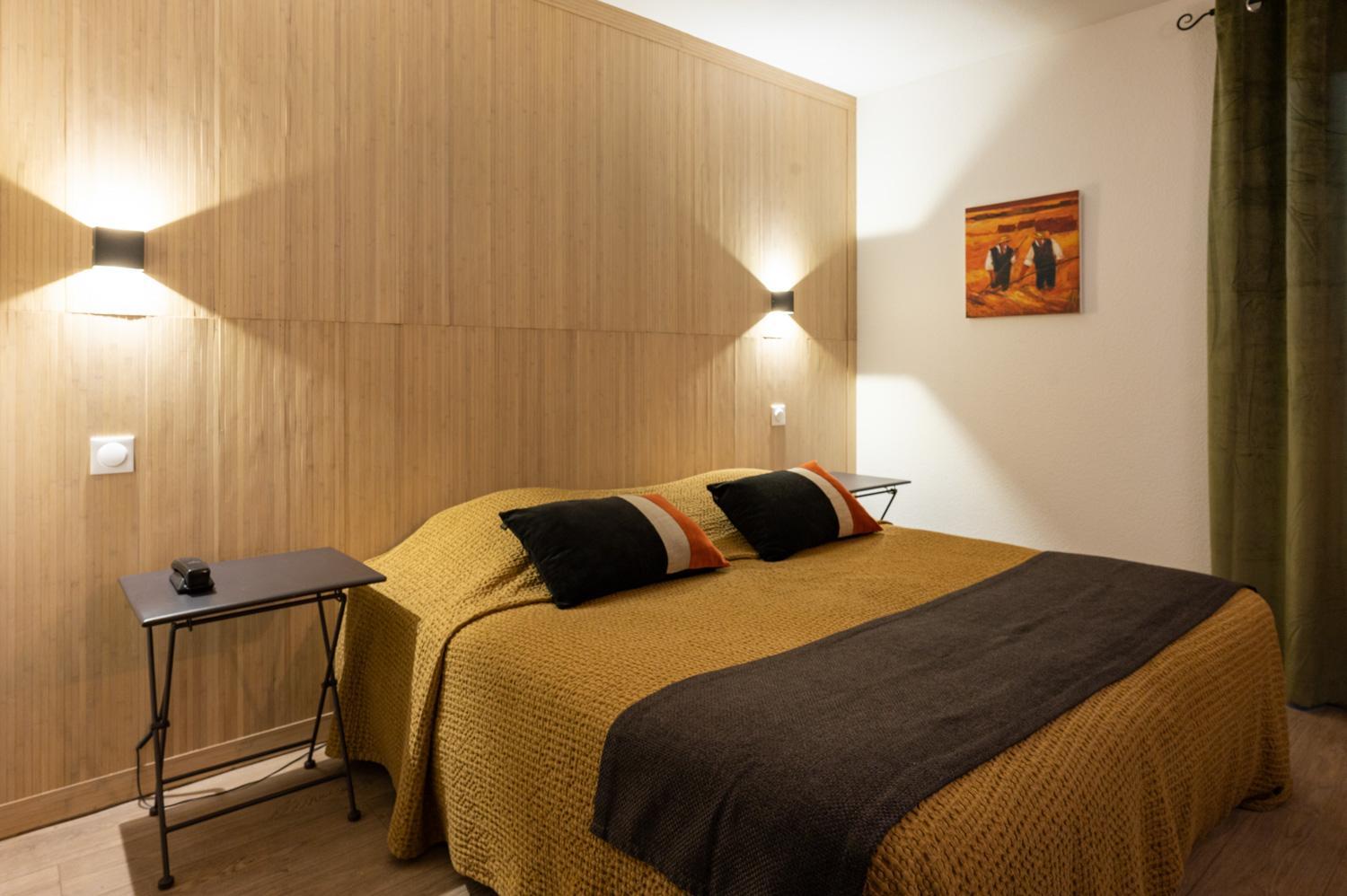  Double Room with King Size Bed - Photo 5