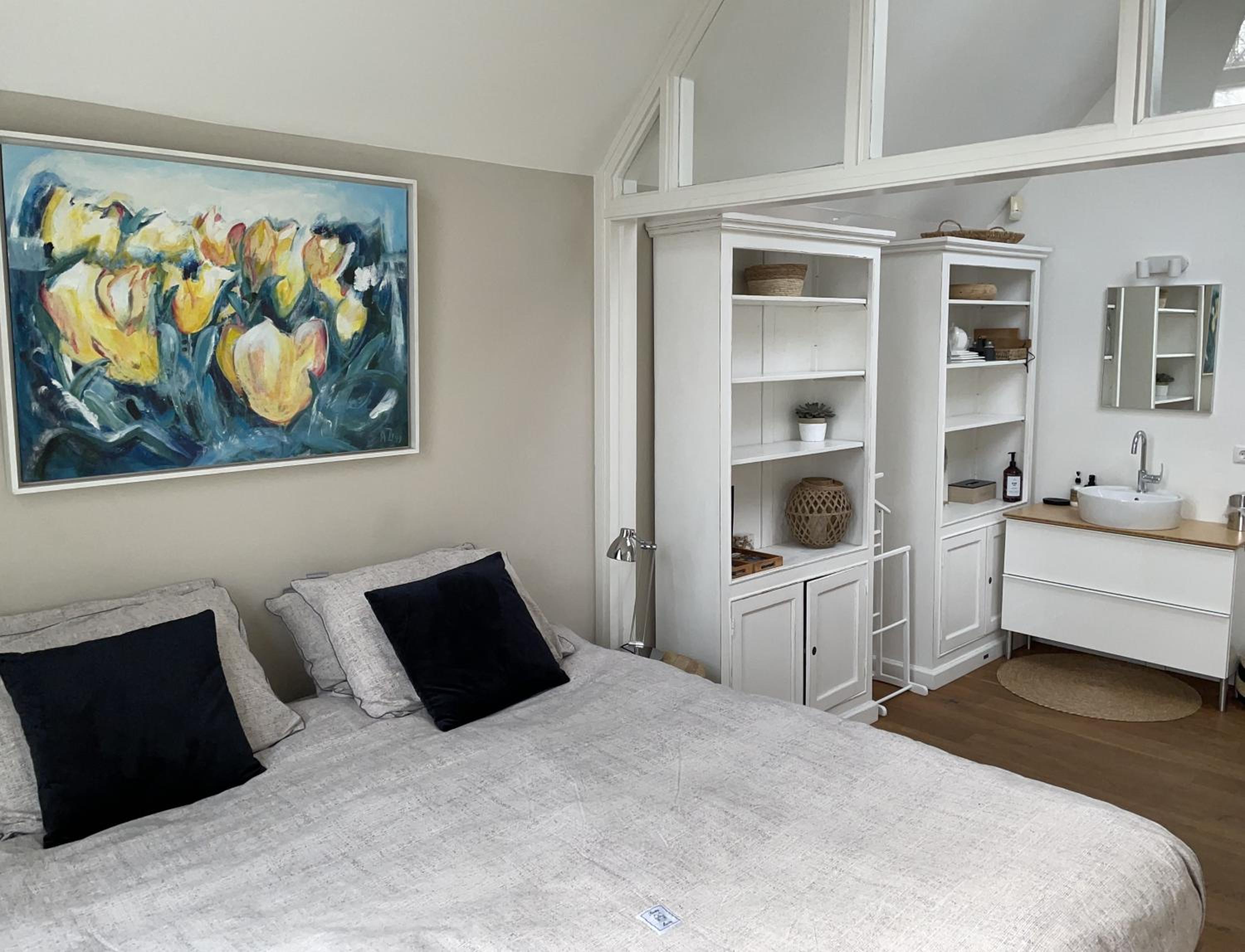 Deluxe King Room photo 3