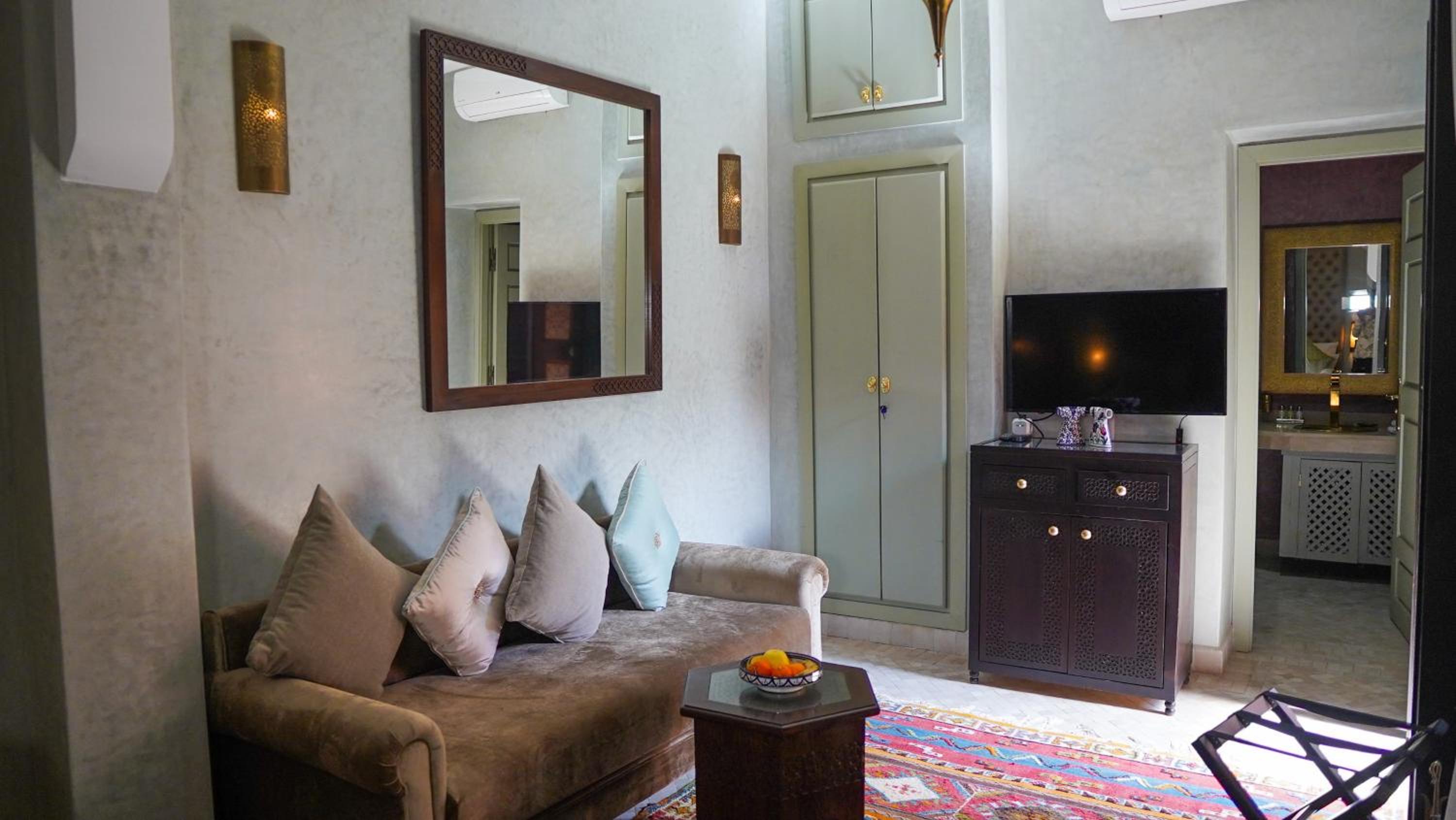 Deluxe Double or Twin Room - Photo 1
