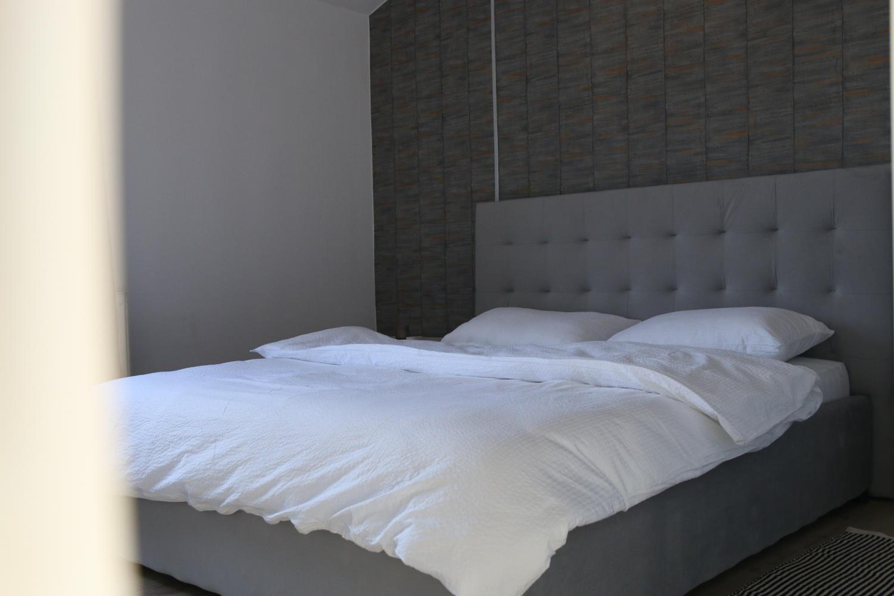 Deluxe Room - Photo 2