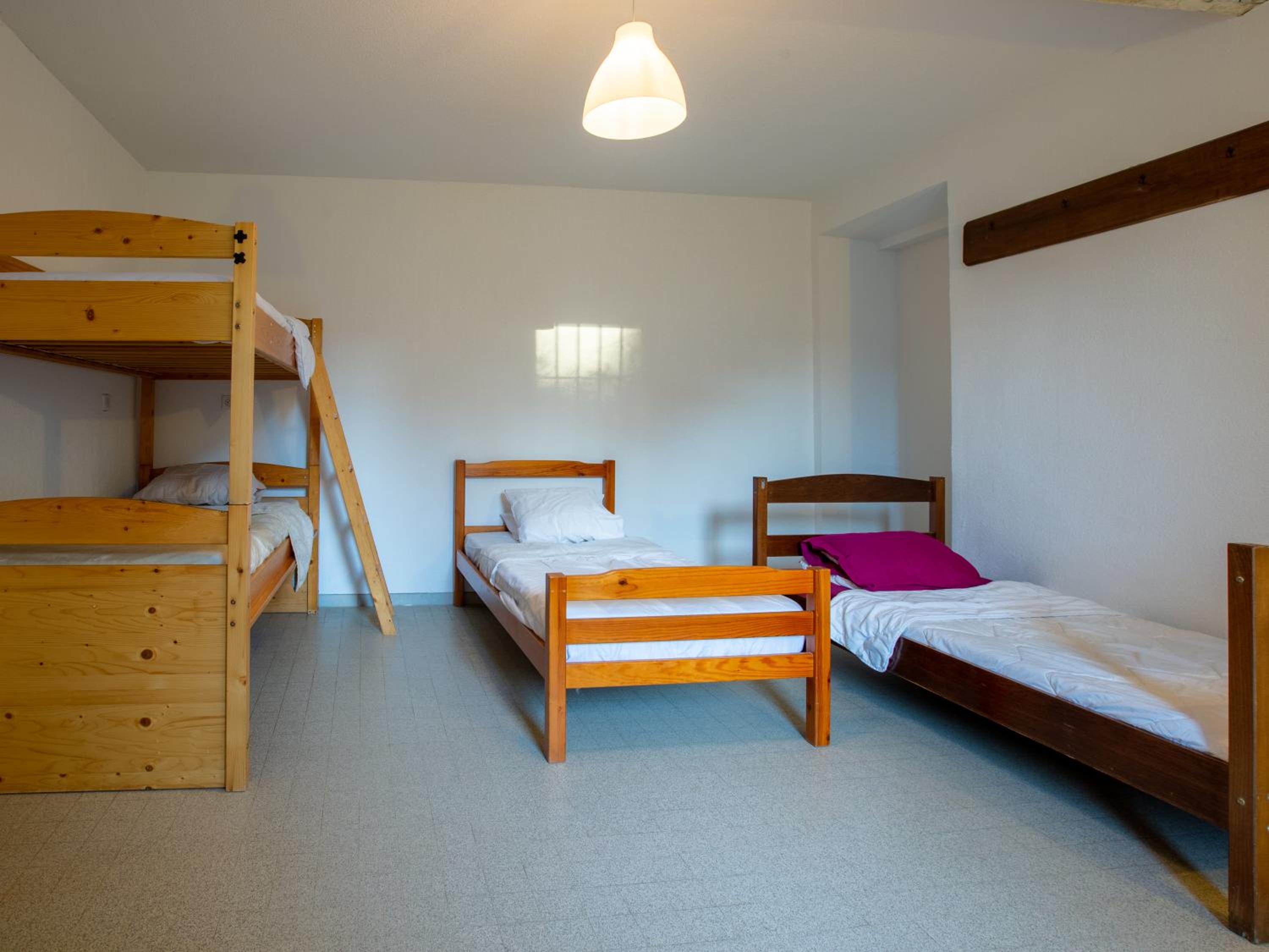 Double or Twin Room with Private External Bathroom - Photo 4