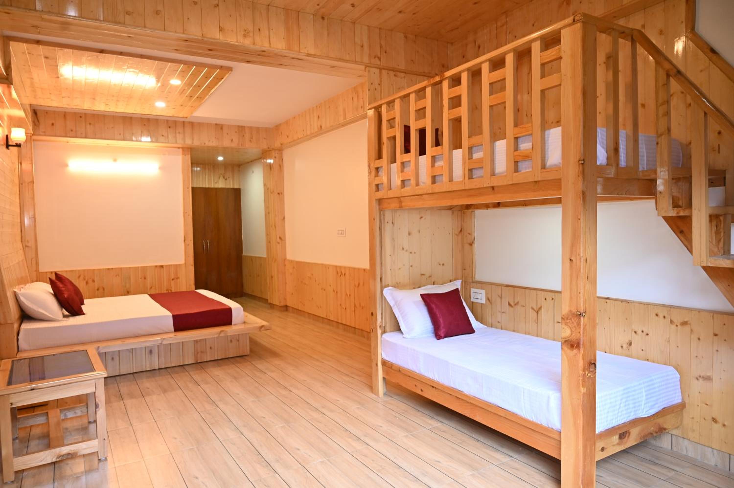 Luxury Quadruple Room