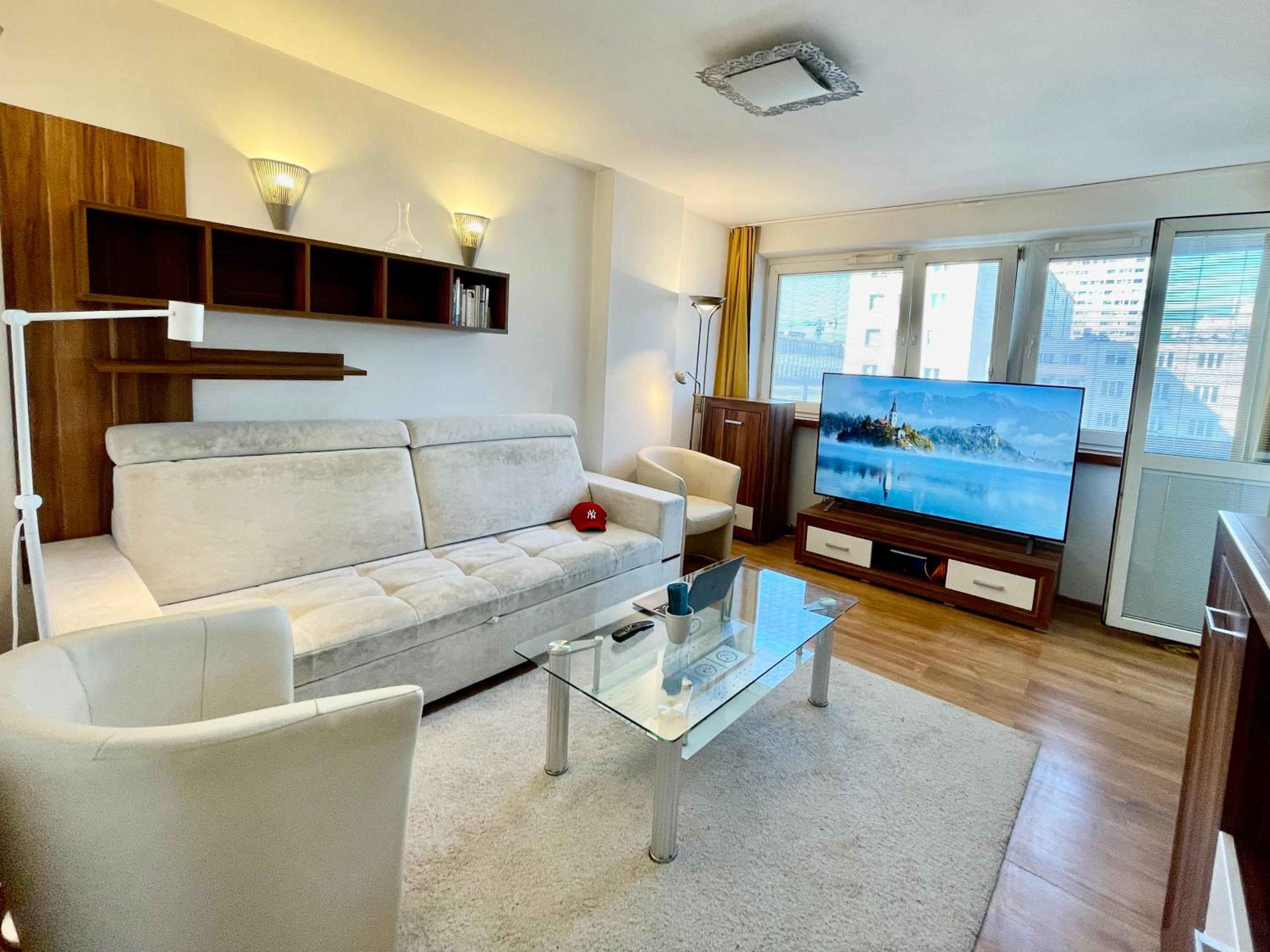 One-Bedroom Apartment - Photo 27