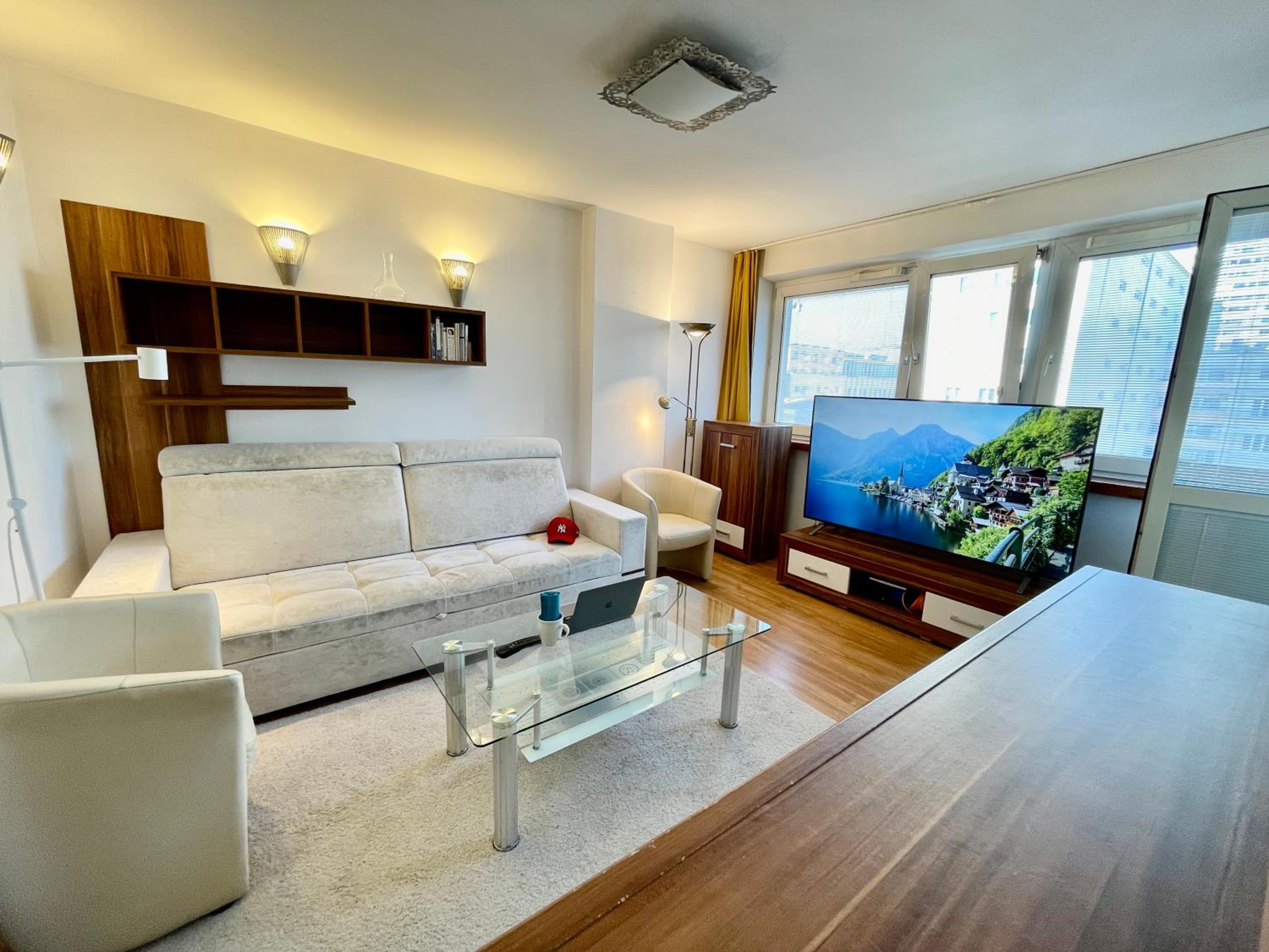 One-Bedroom Apartment - Photo 36