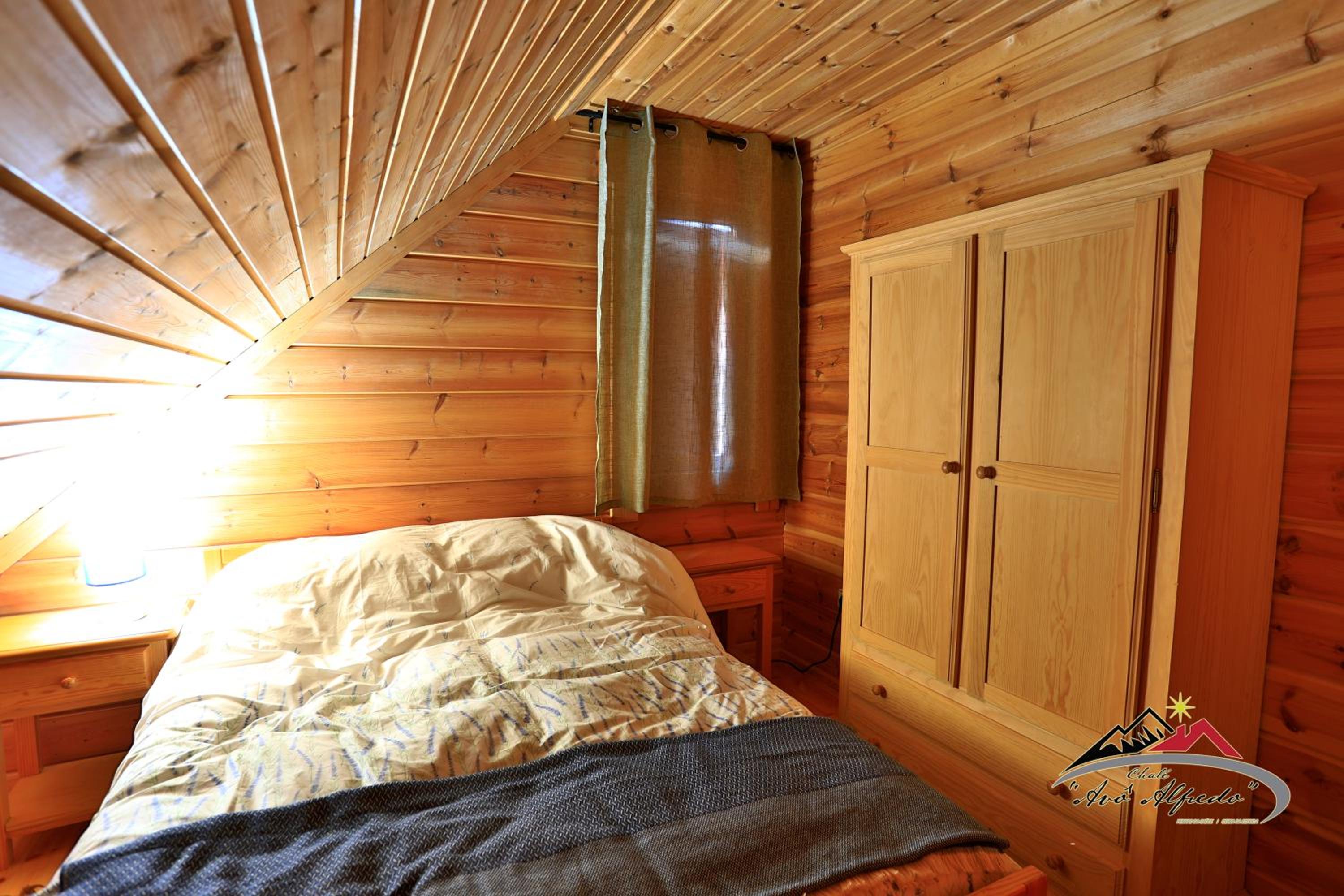 Three-Bedroom Chalet photo 2