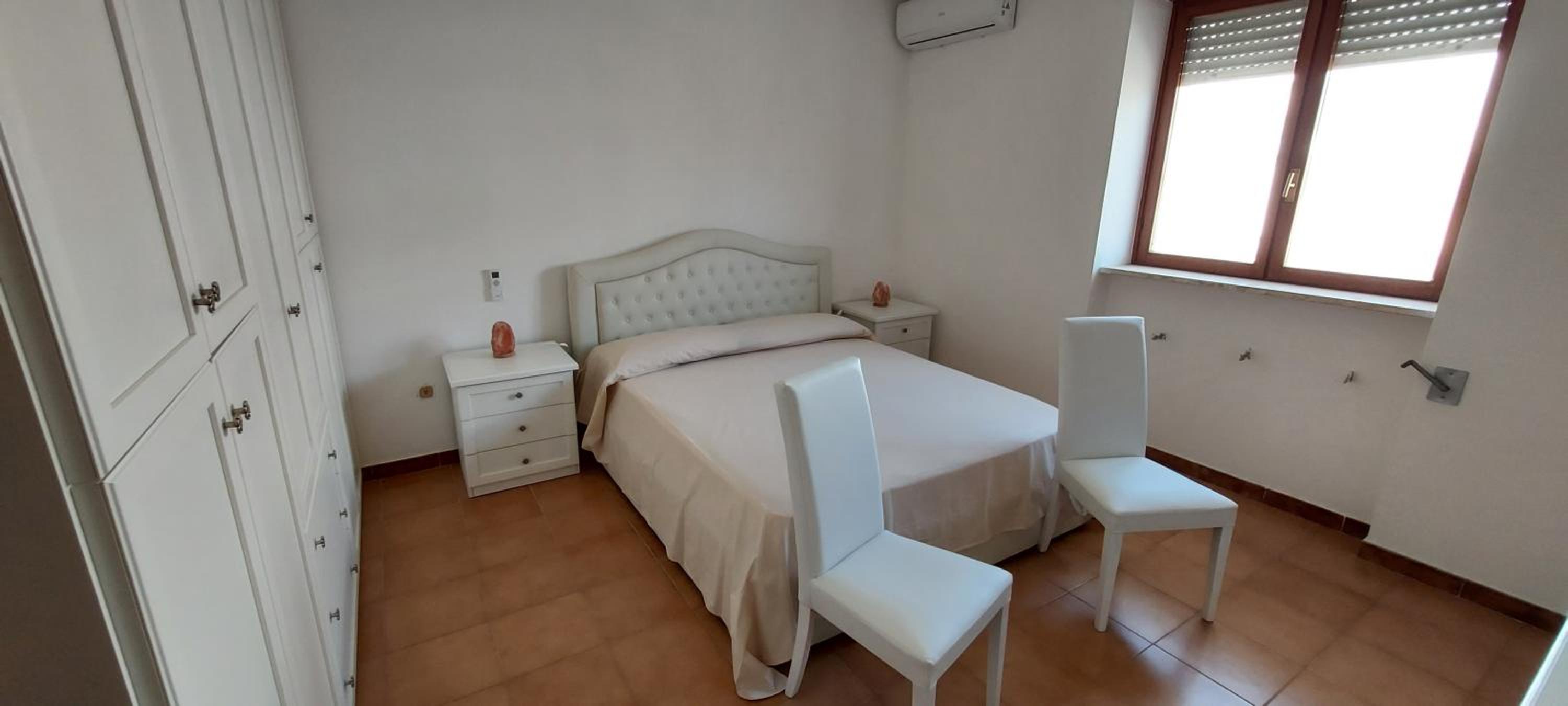 Two-Bedroom House - Photo 11