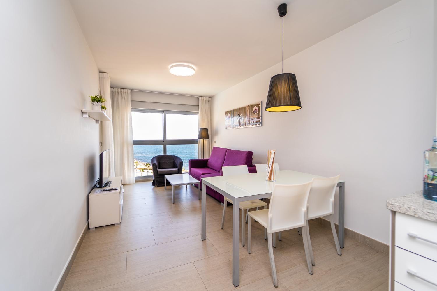 One-Bedroom Apartment - Photo 8