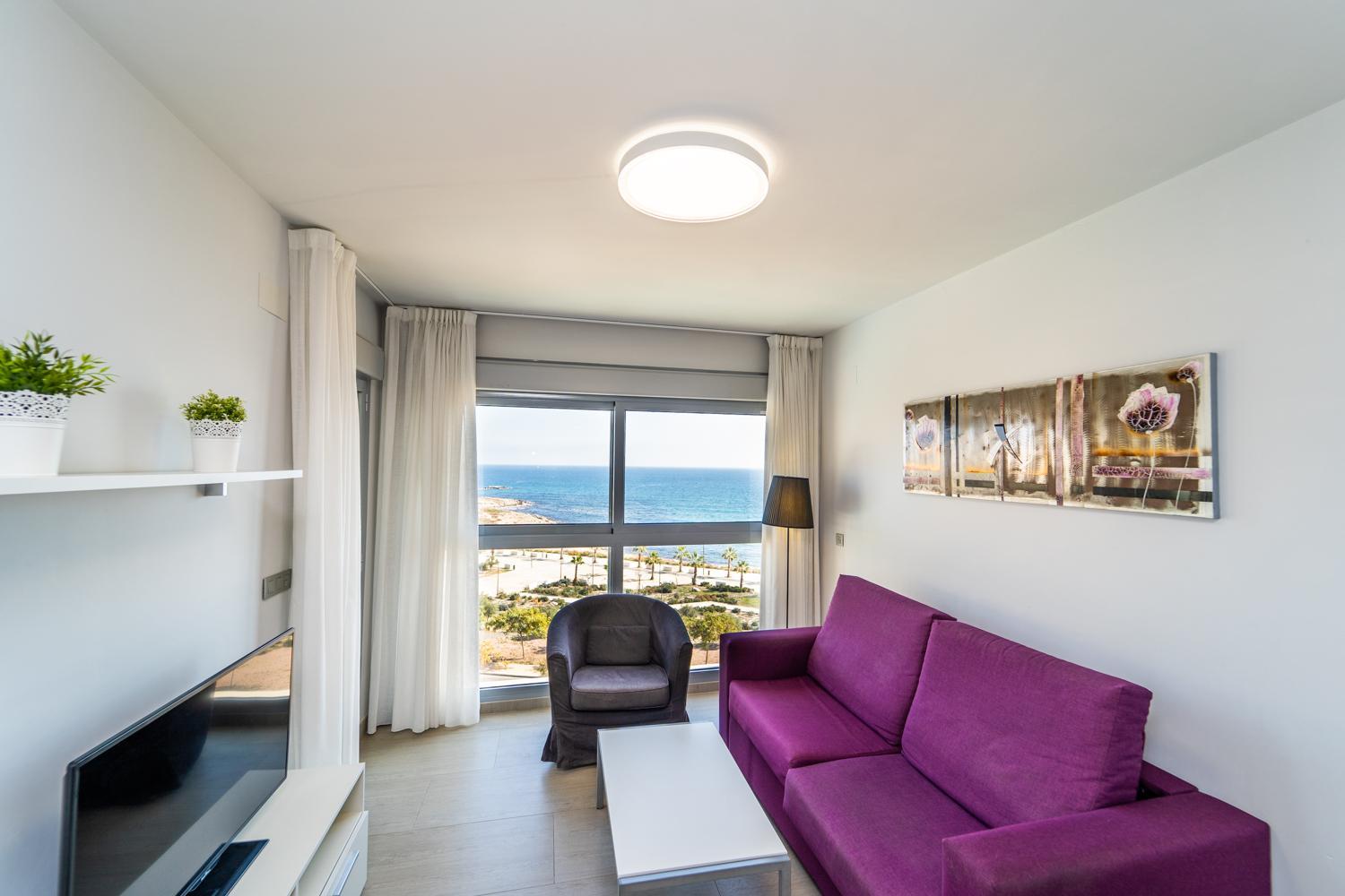 One-Bedroom Apartment - Photo 6