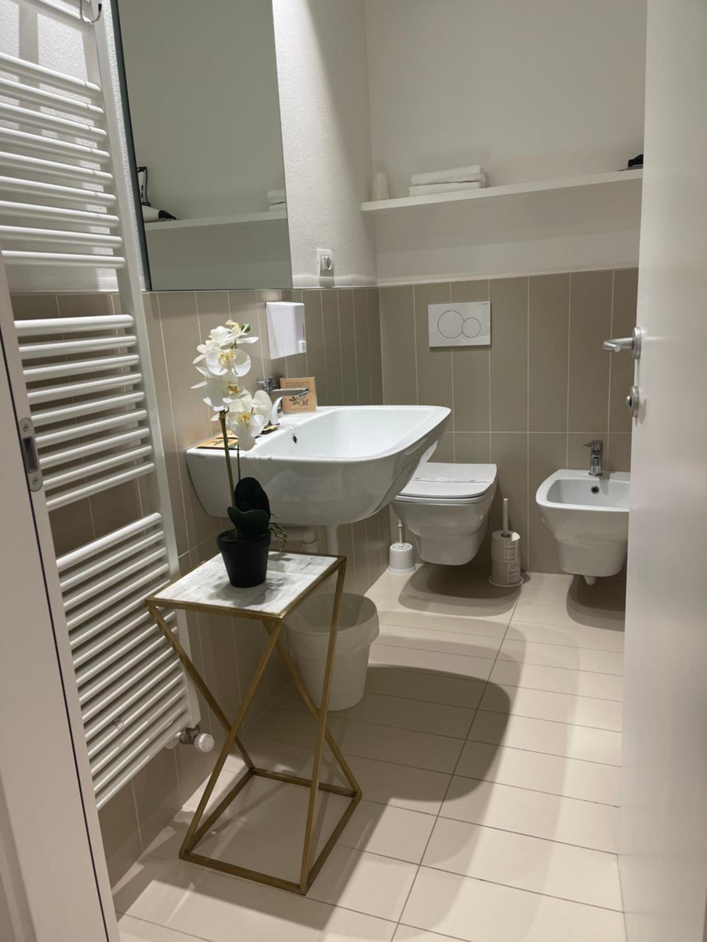 Standard Double or Twin Room photo 3