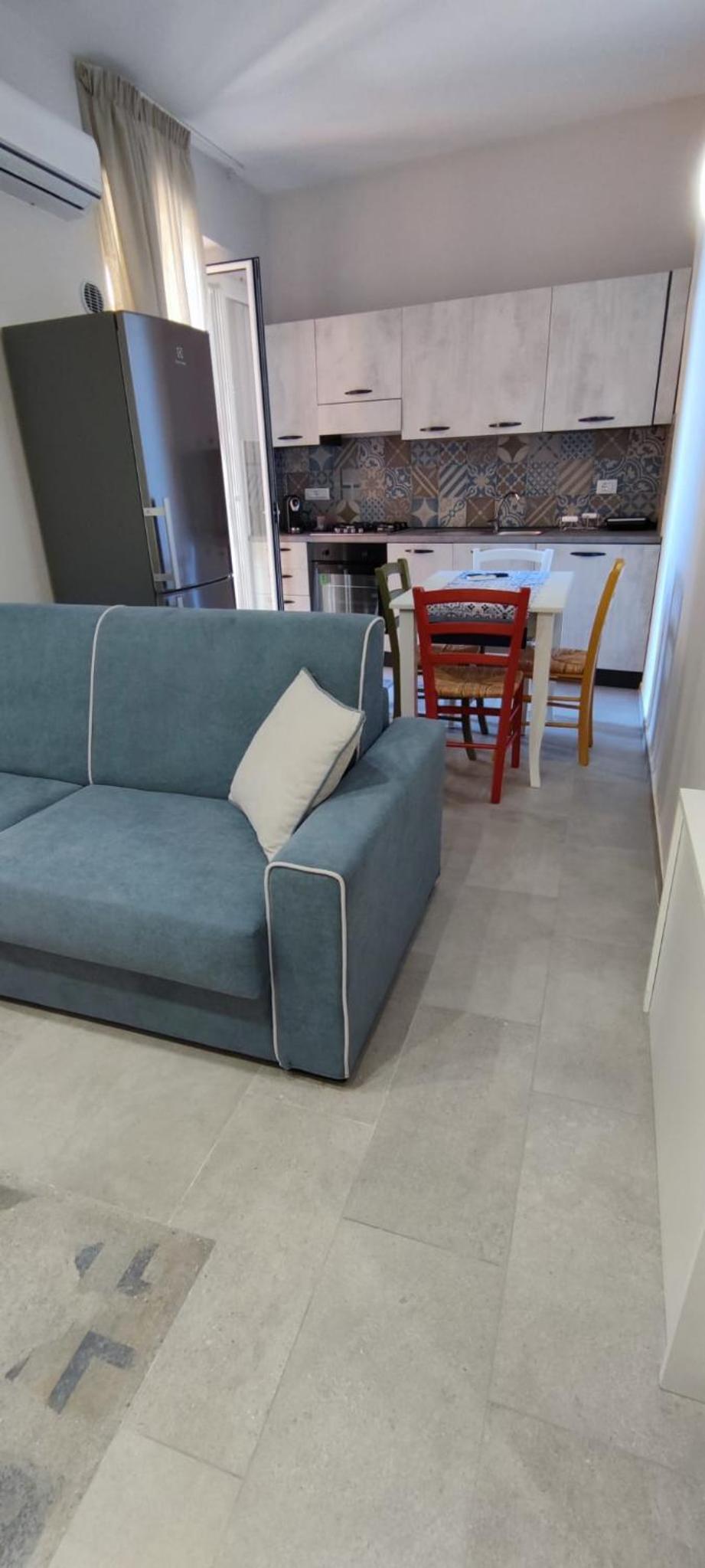 One-Bedroom House - Photo 7