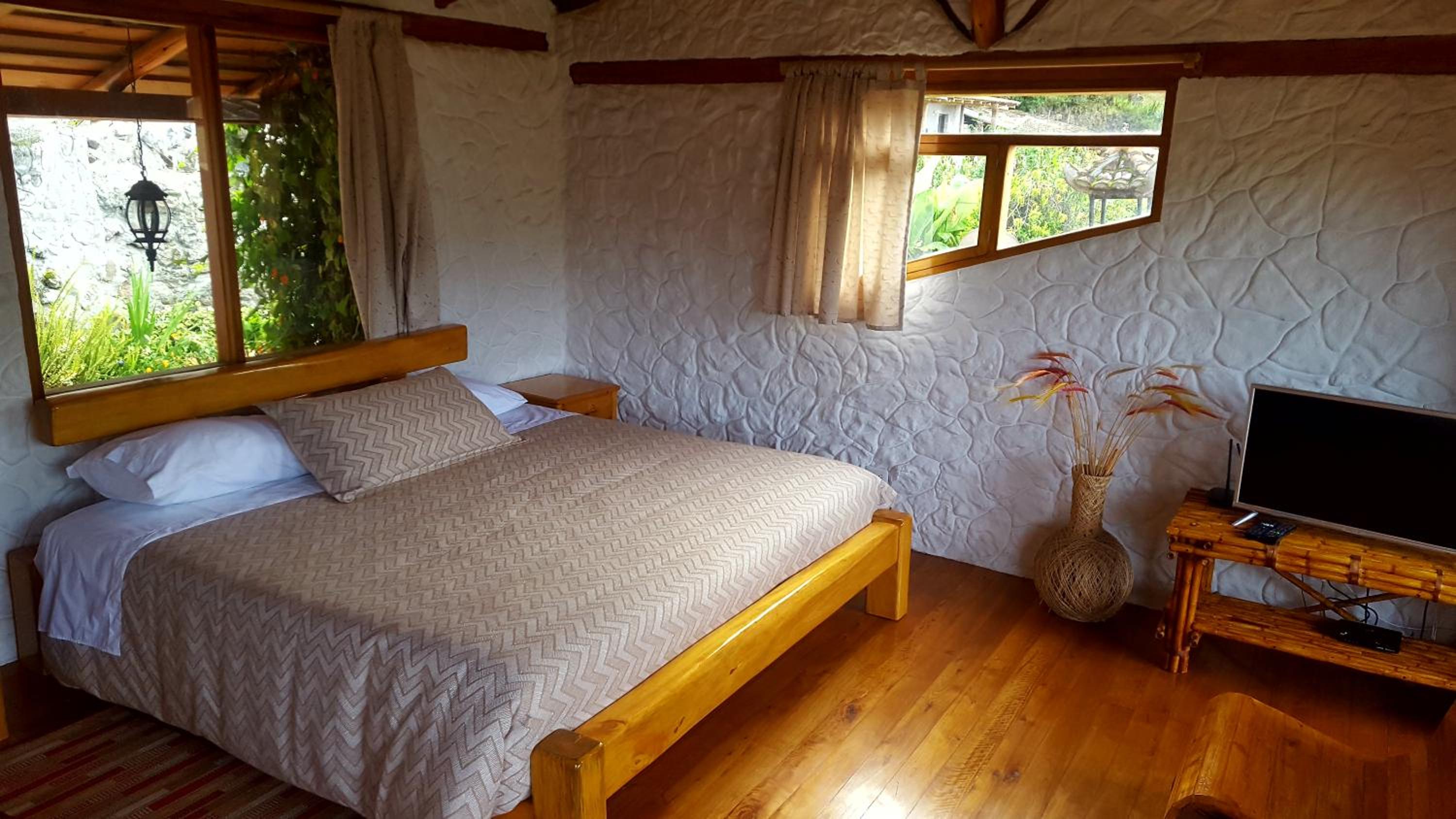 Deluxe King Room photo 3