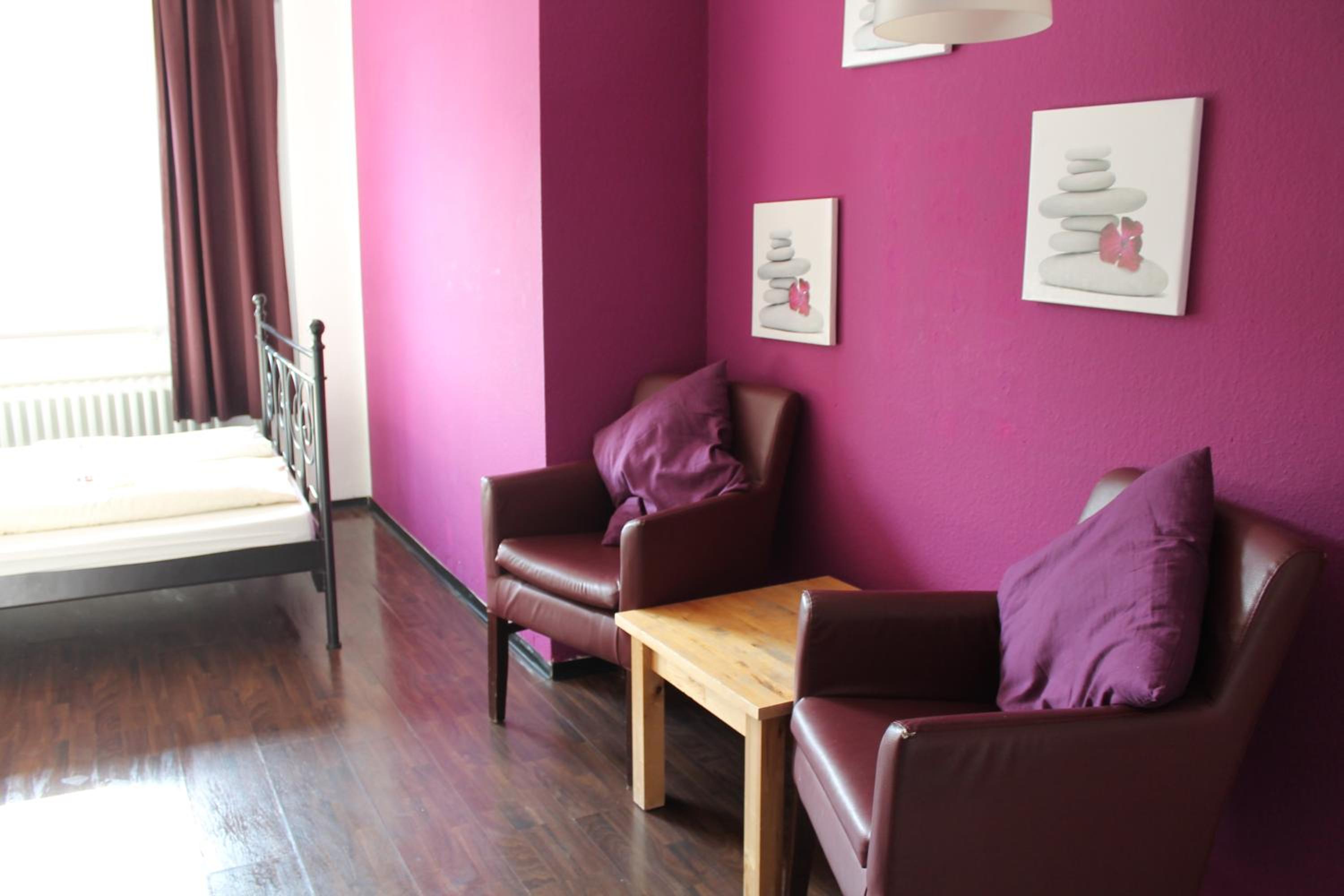 Double Room with Bathroom photo 2