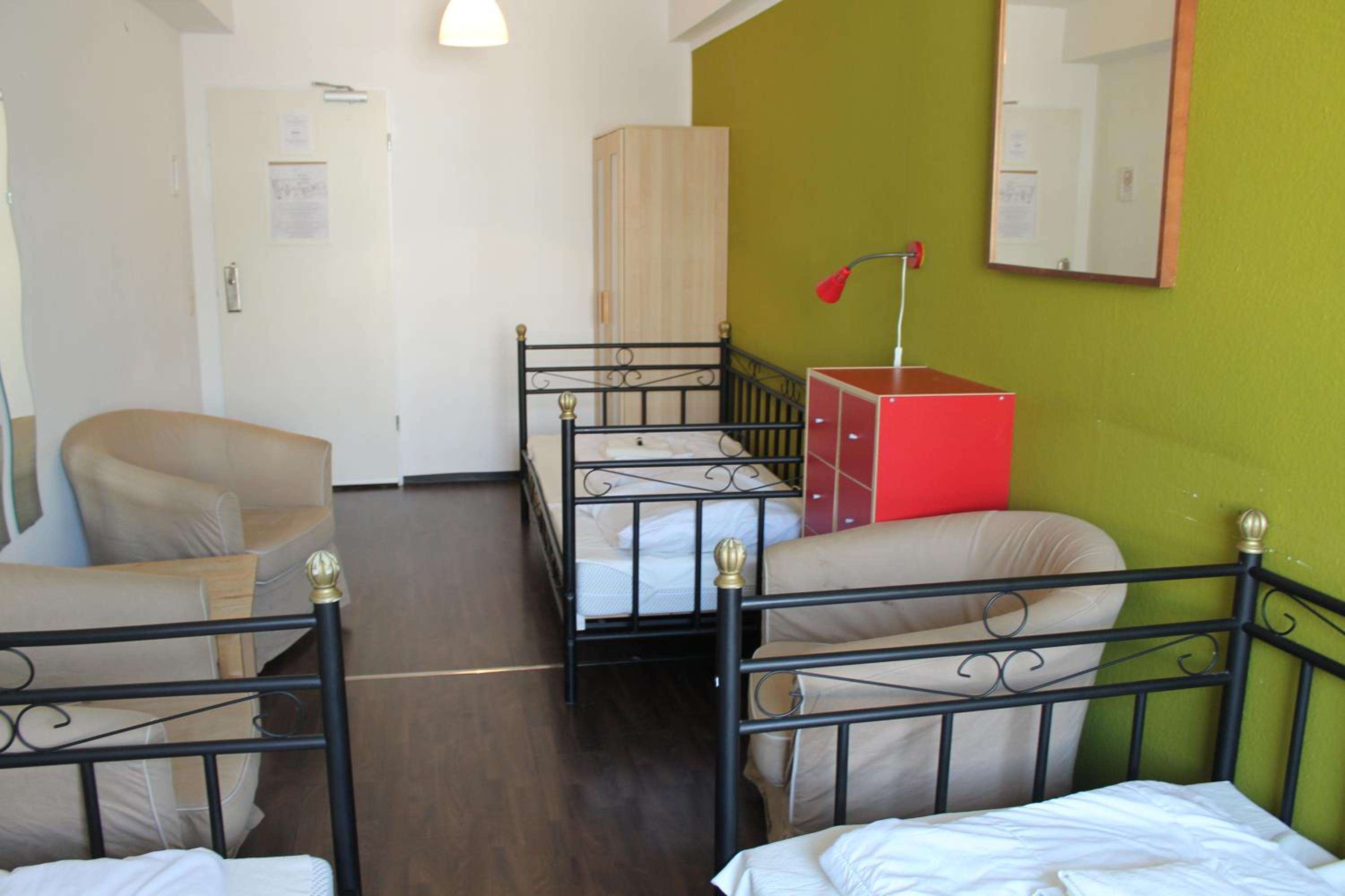 Triple Room with Shared Bathroom photo 1