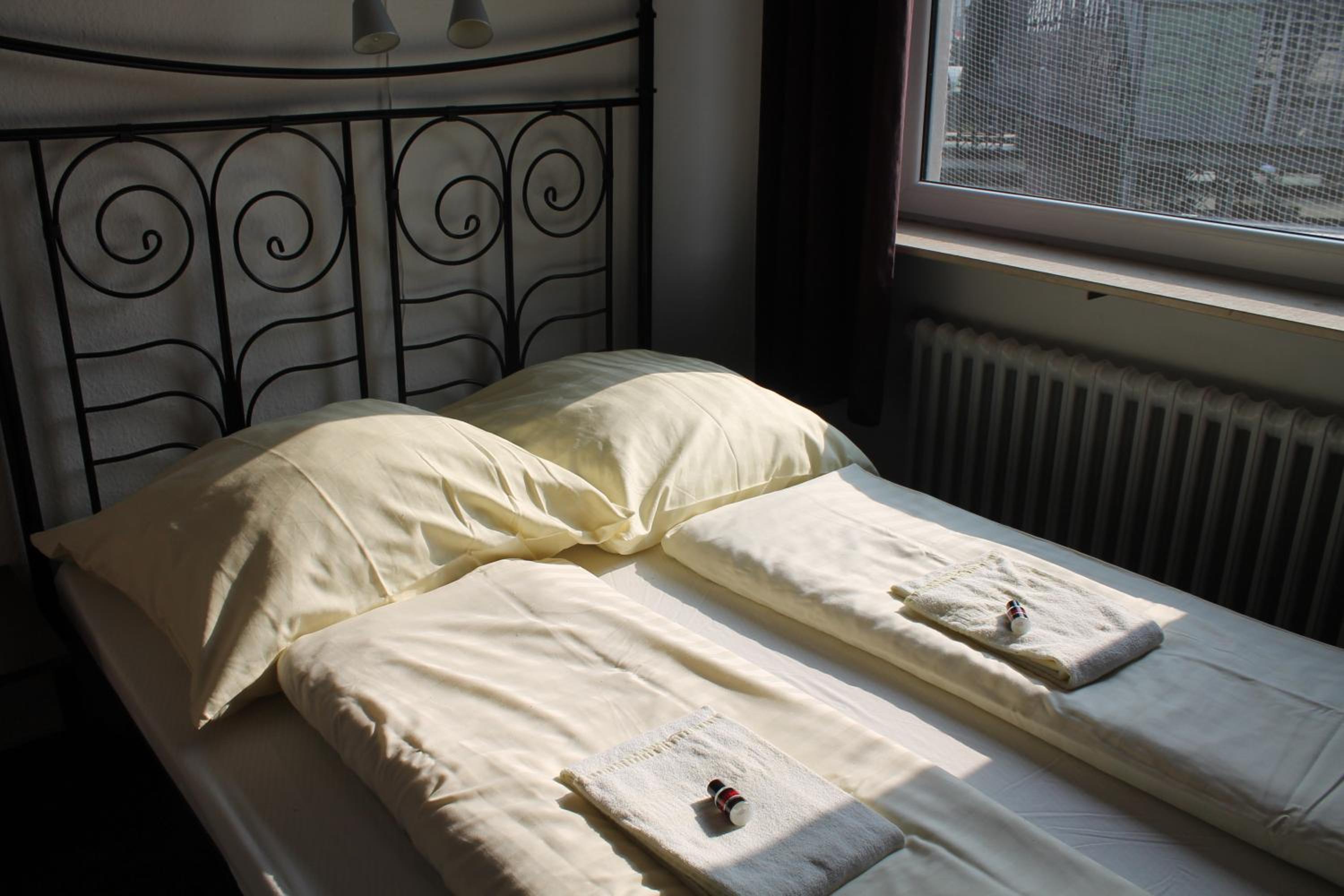 Double Room with Bathroom photo 1