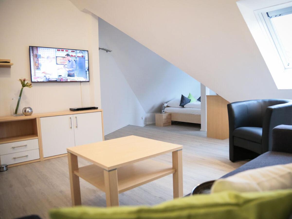One-Bedroom Apartment photo 1