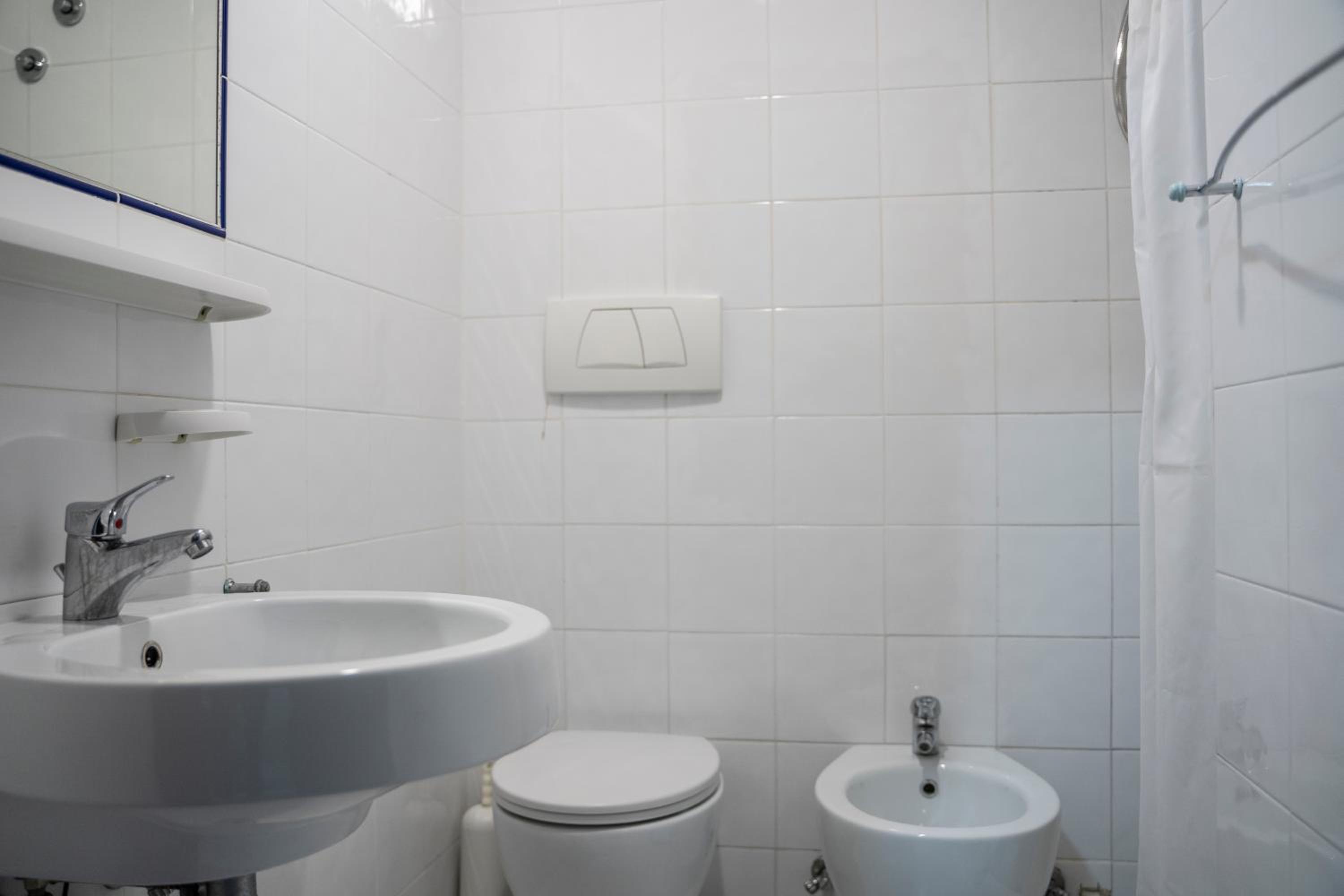 Standard Quadruple Room photo 2