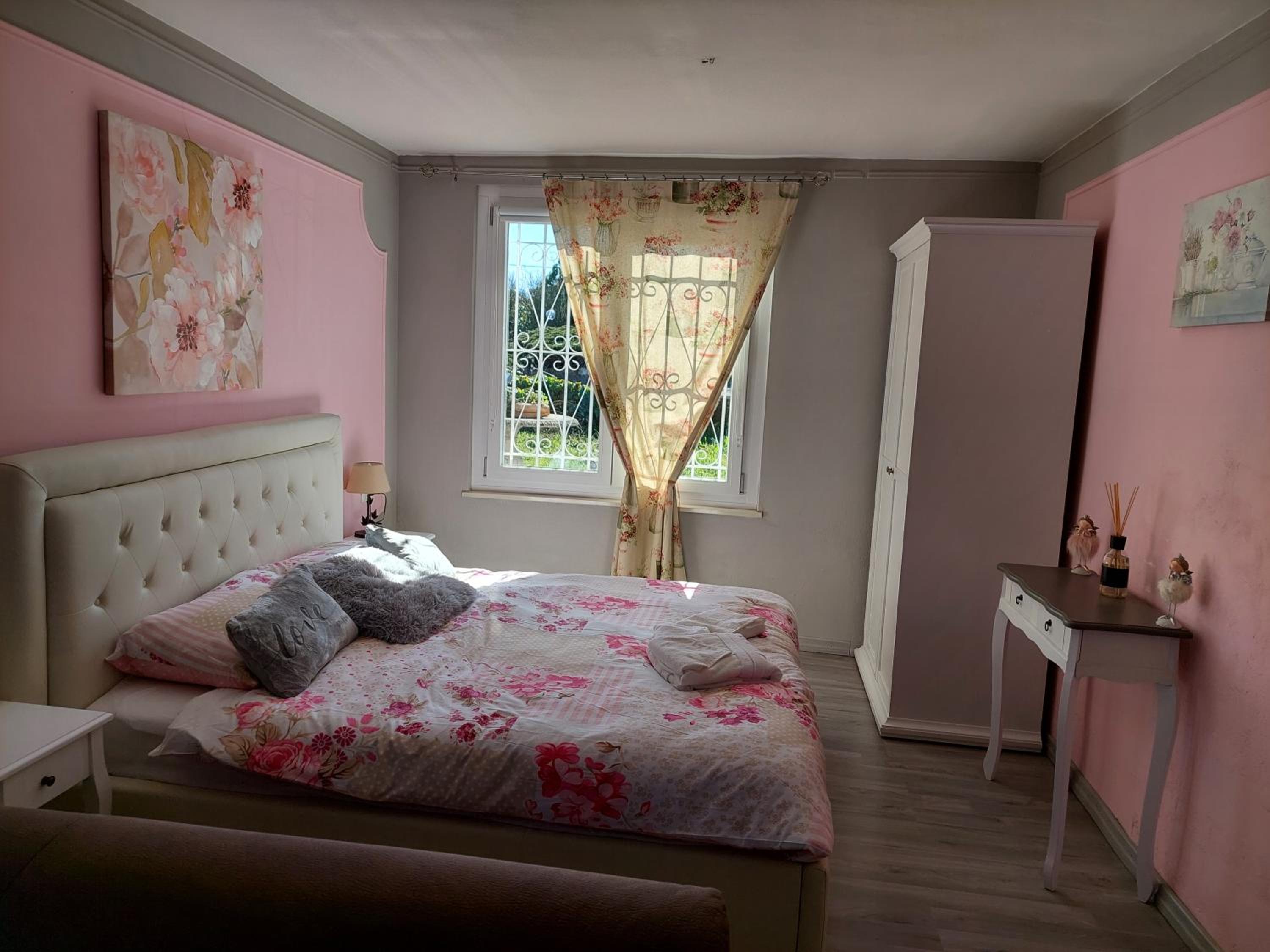 Quadruple Room with Garden View photo 2