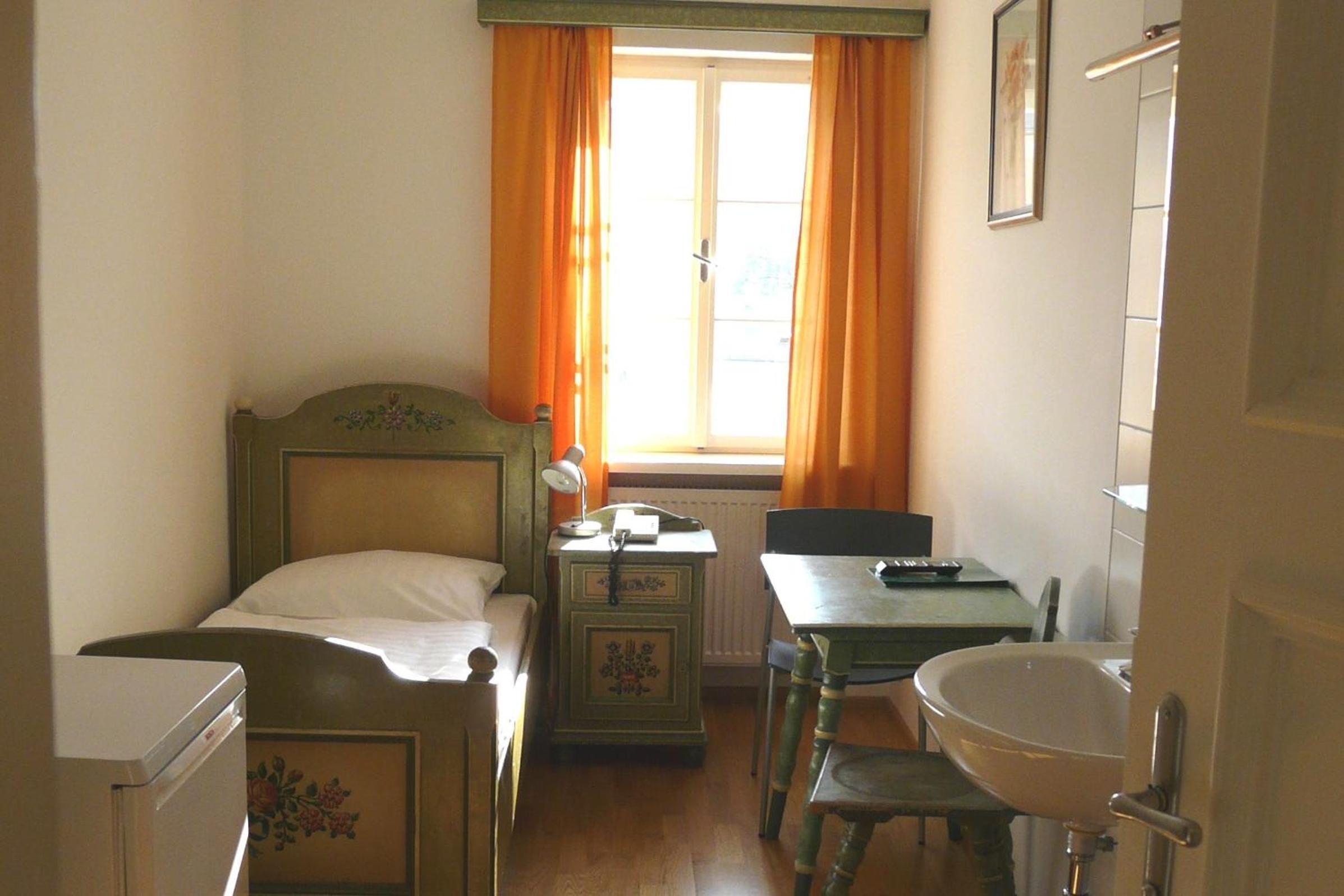 Single Room photo 1