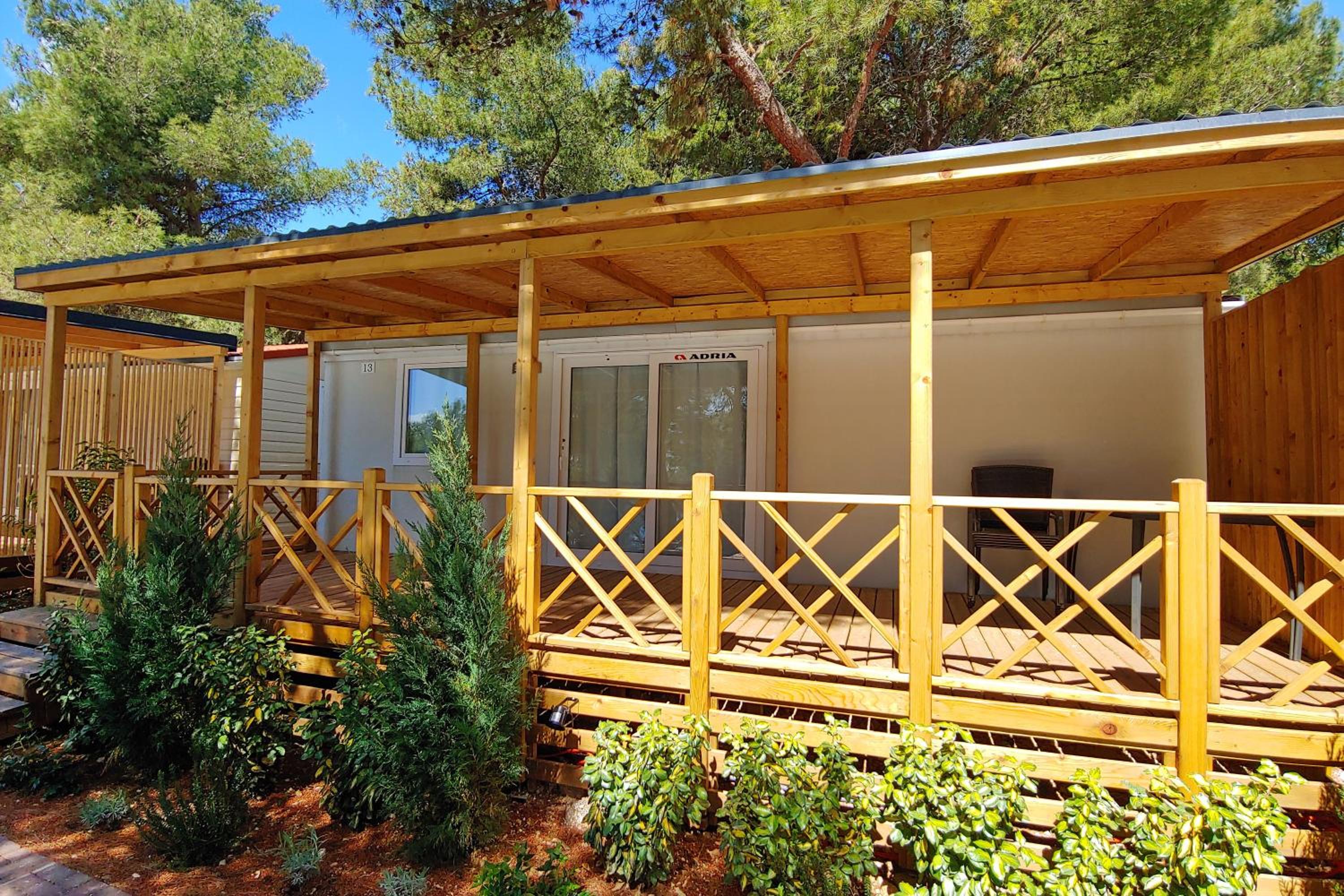 Superior Two-Bedroom Mobile Home with Terrace and Sea View, photo 6