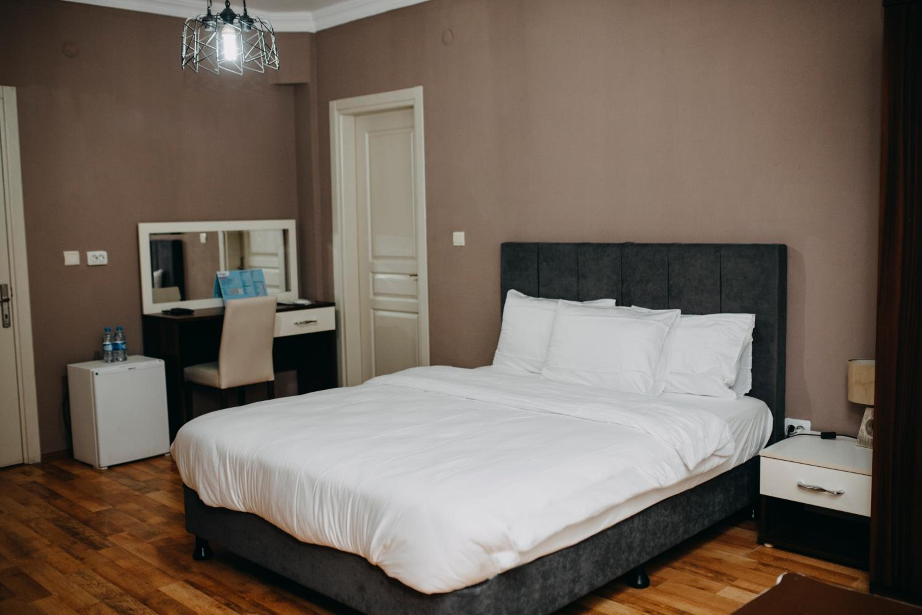 Family Suite with Balcony photo 2