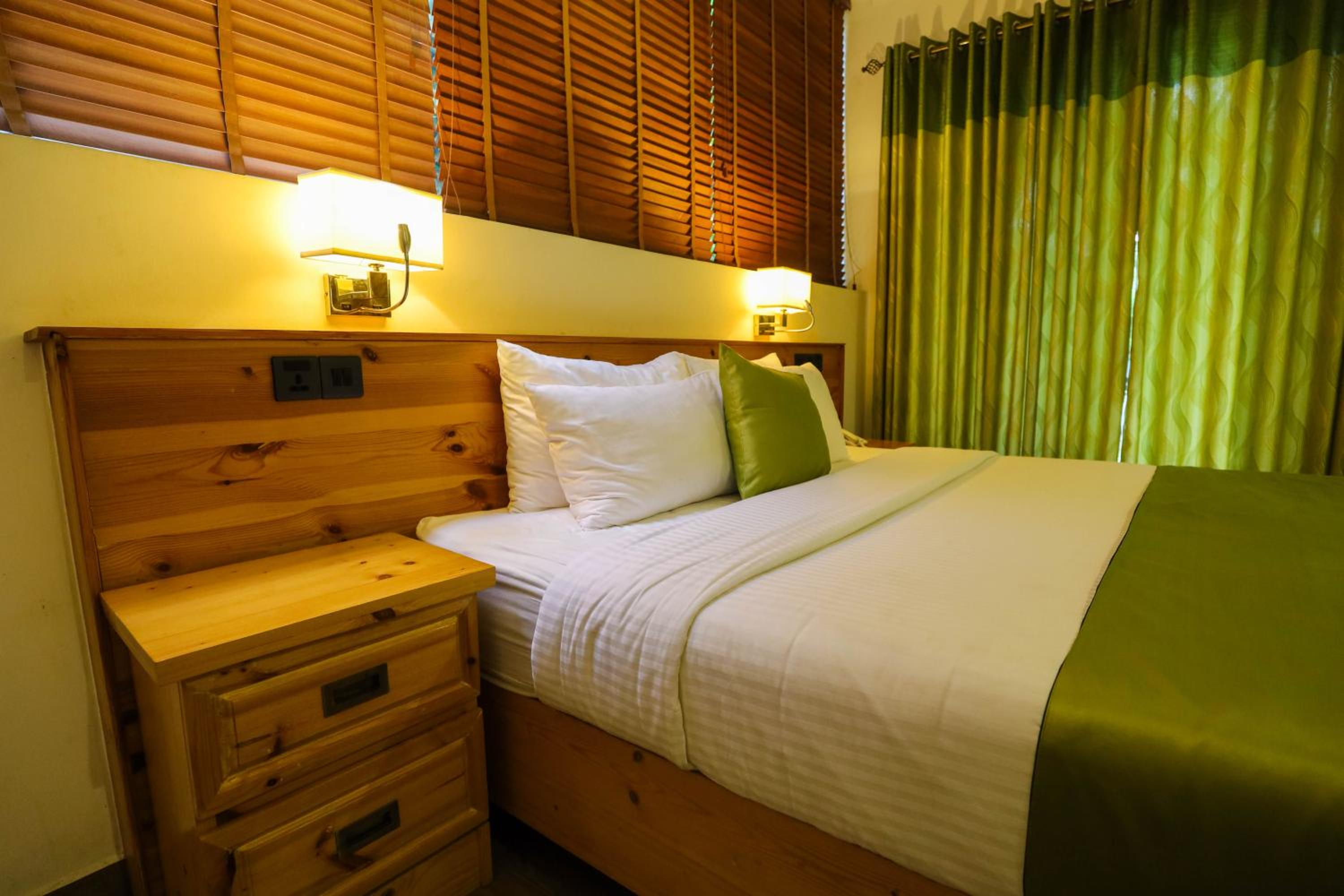 Deluxe Double Room - Photo 3