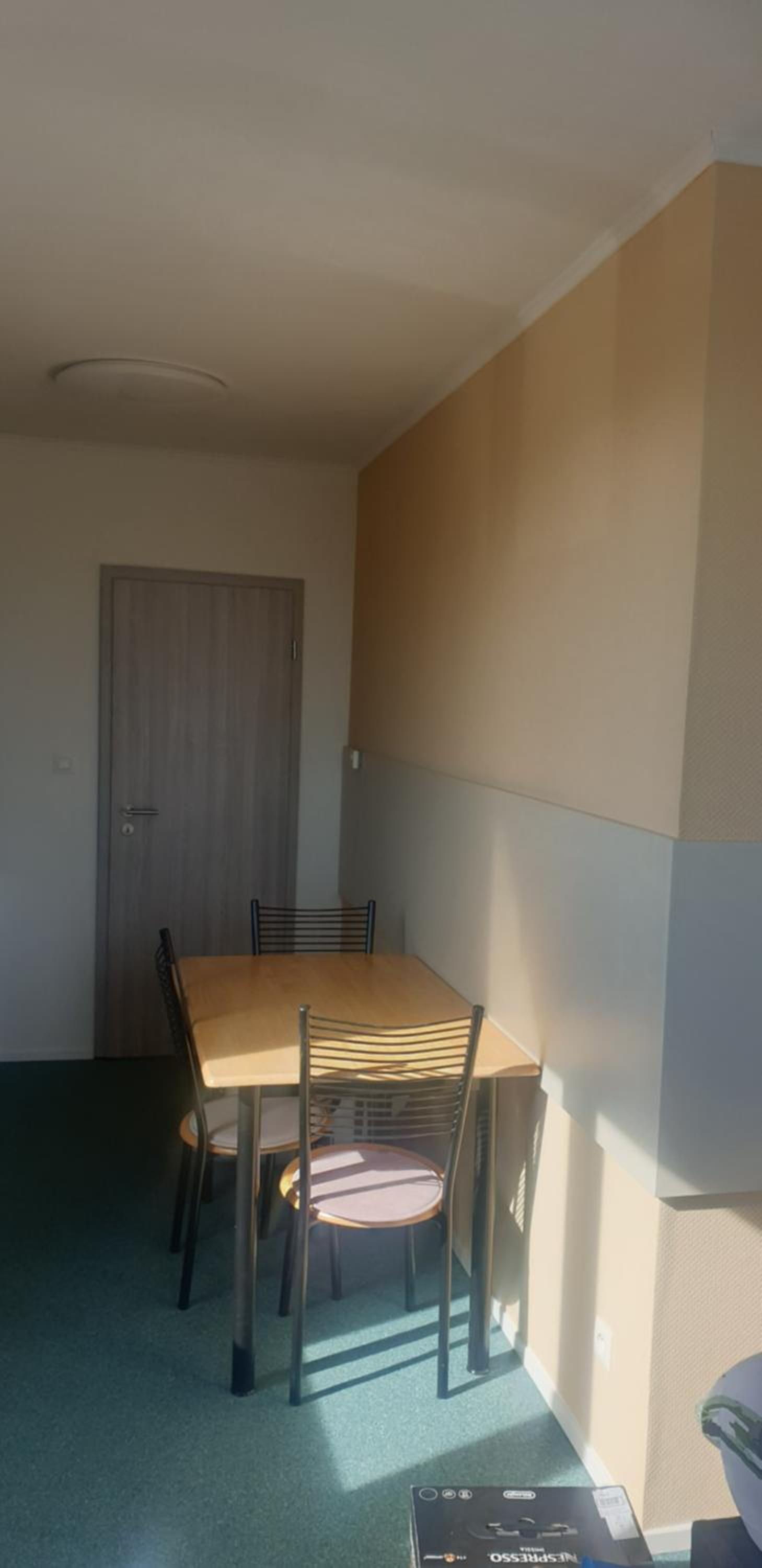 One-Bedroom Apartment - Photo 3