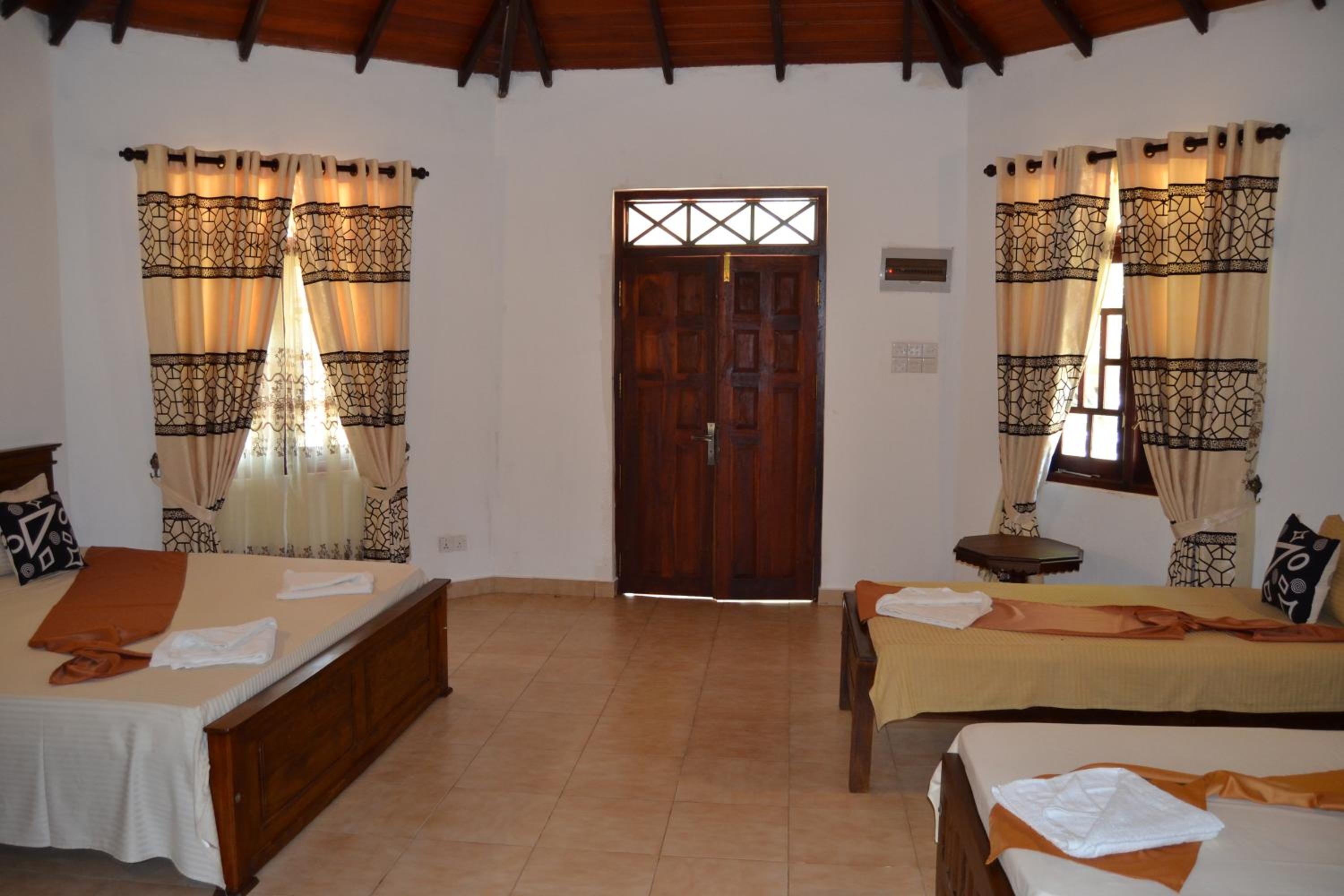 Family Room with Side Sea View
