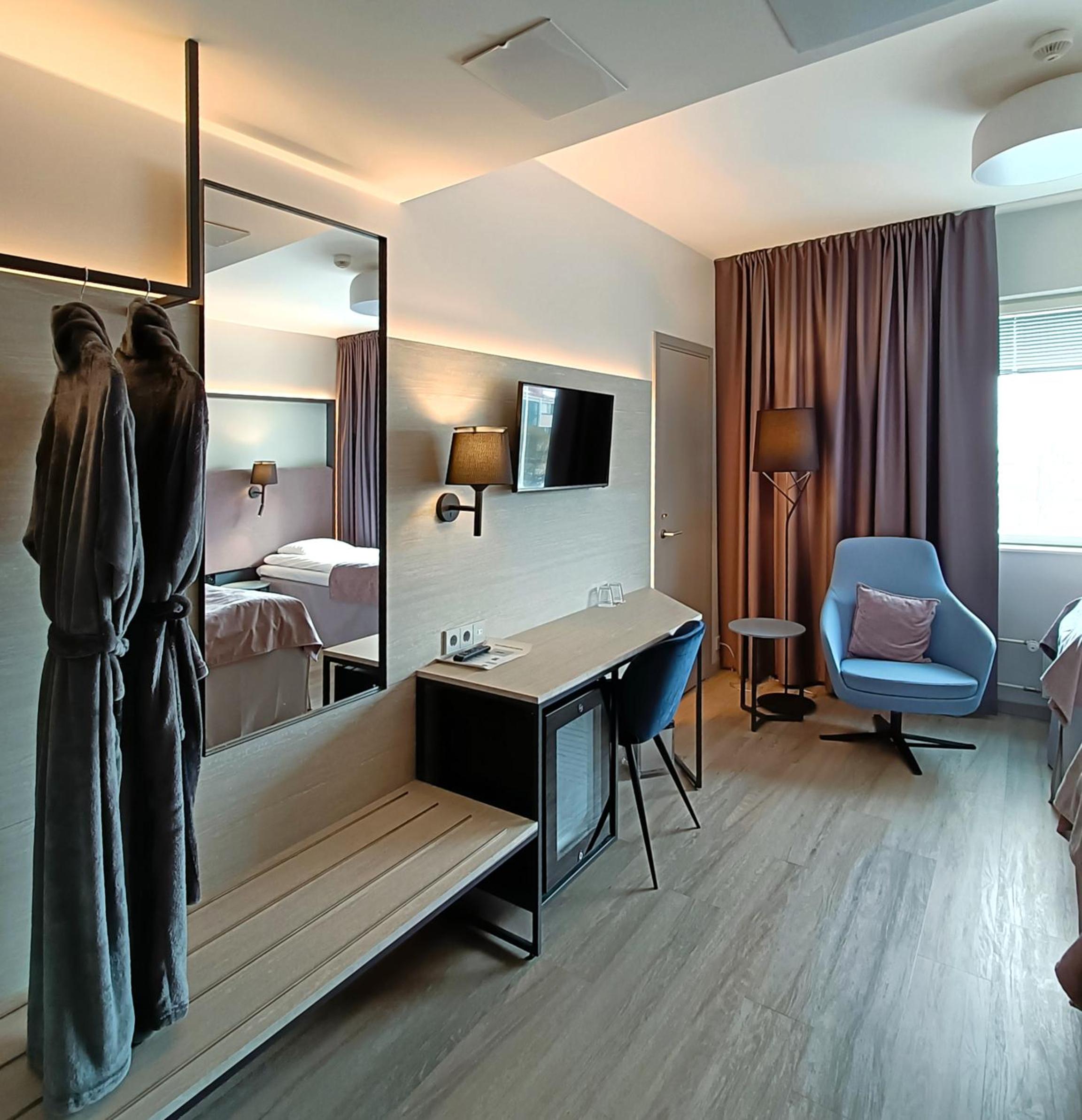 Superior Double or Twin Room photo 2